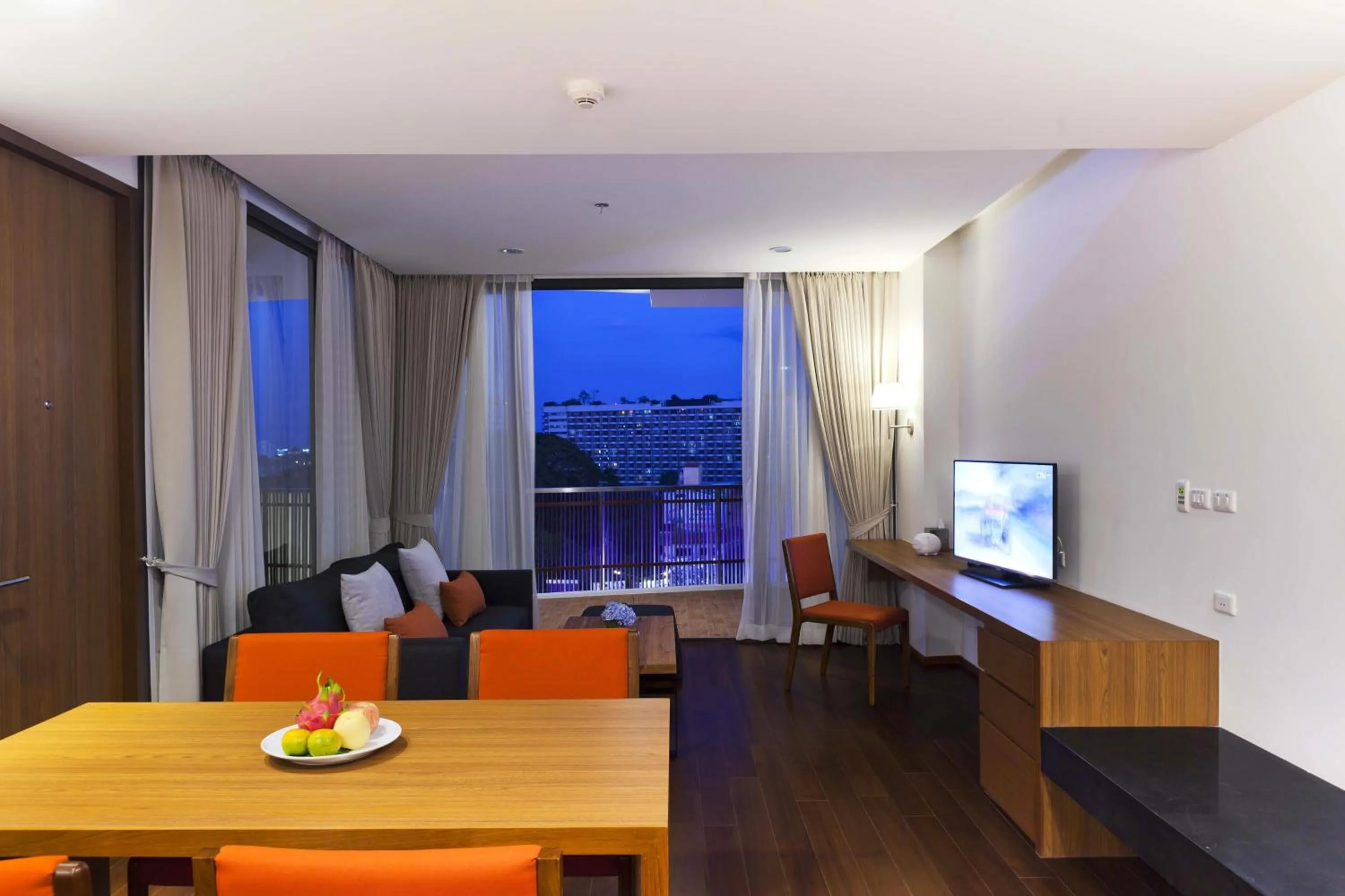 Living room in Eastin Tan Hotel Chiang Mai