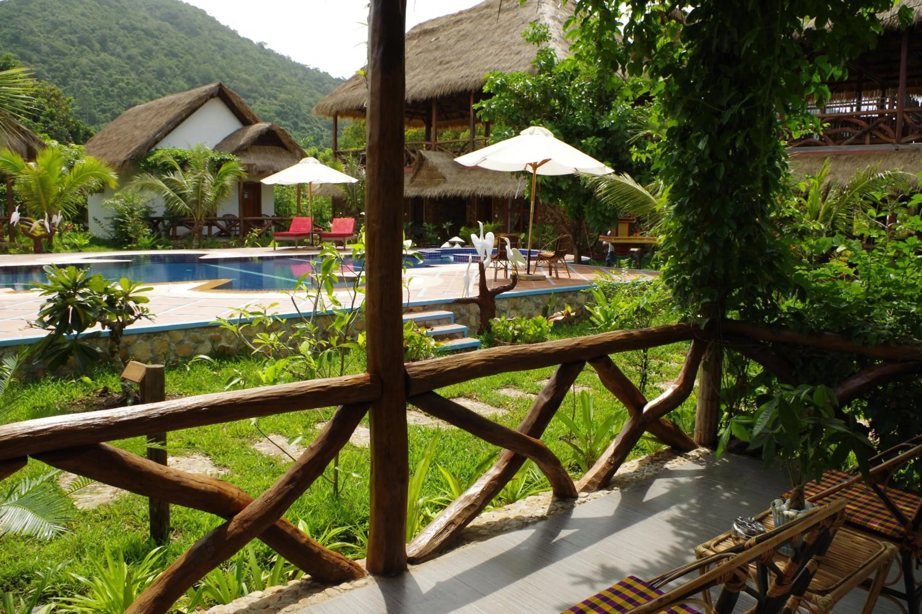 Balcony/Terrace, Swimming Pool in Darica Resort