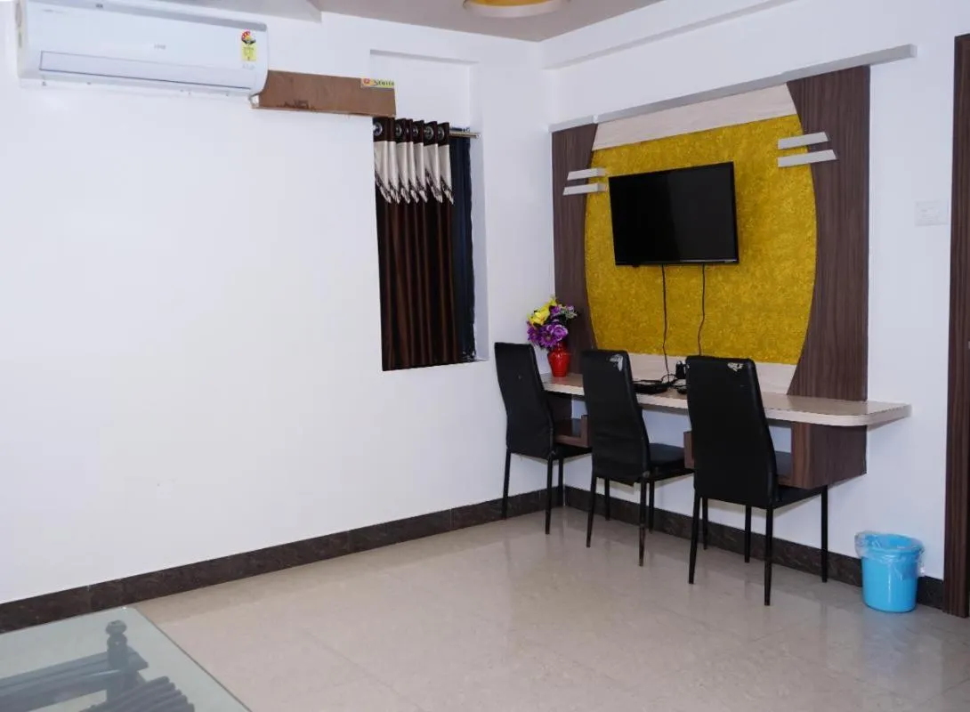 TV and multimedia in Hotel Gopal