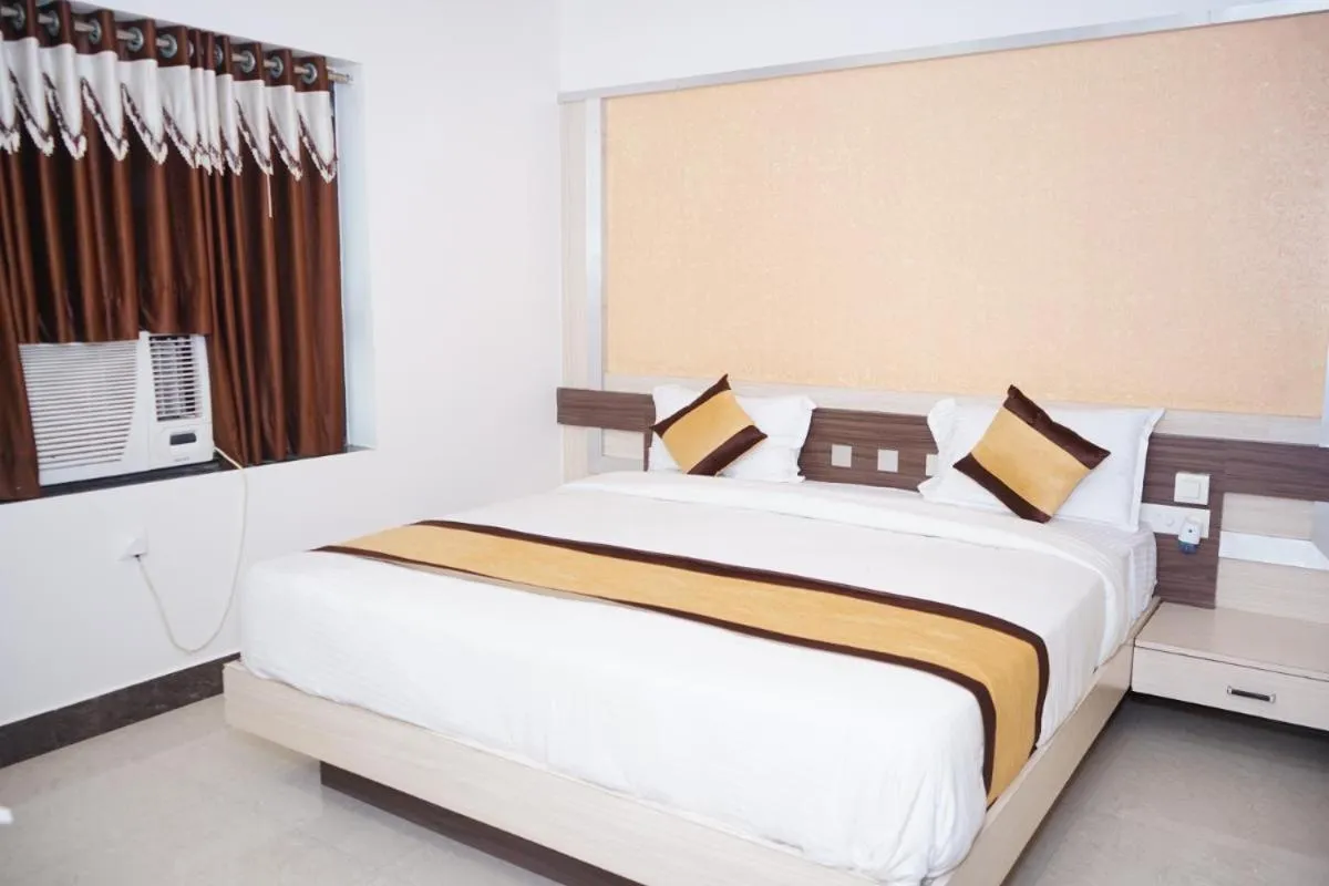 Photo of the whole room in Hotel Gopal