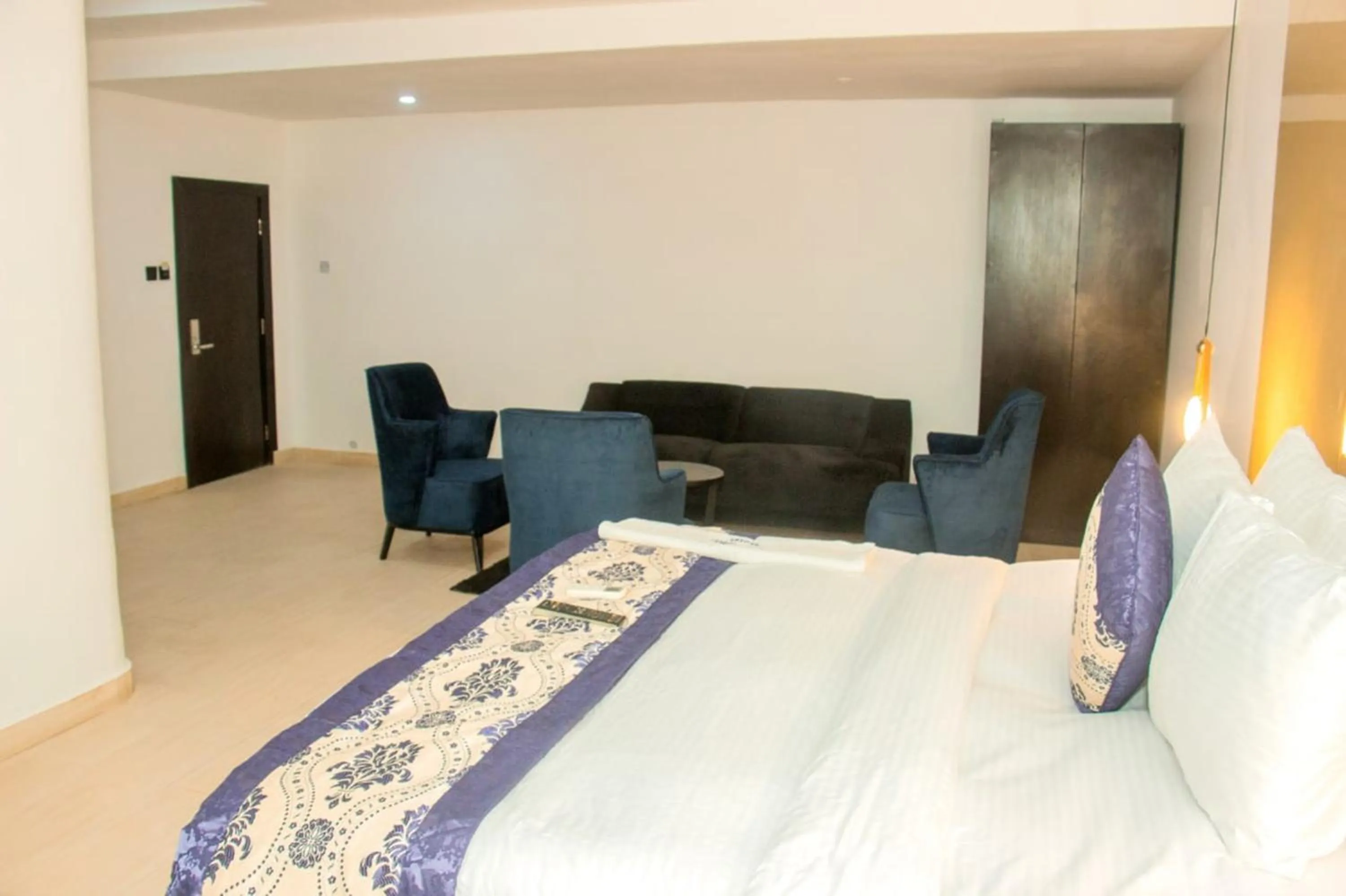 Bed in Water Ripples Hotel Lekki