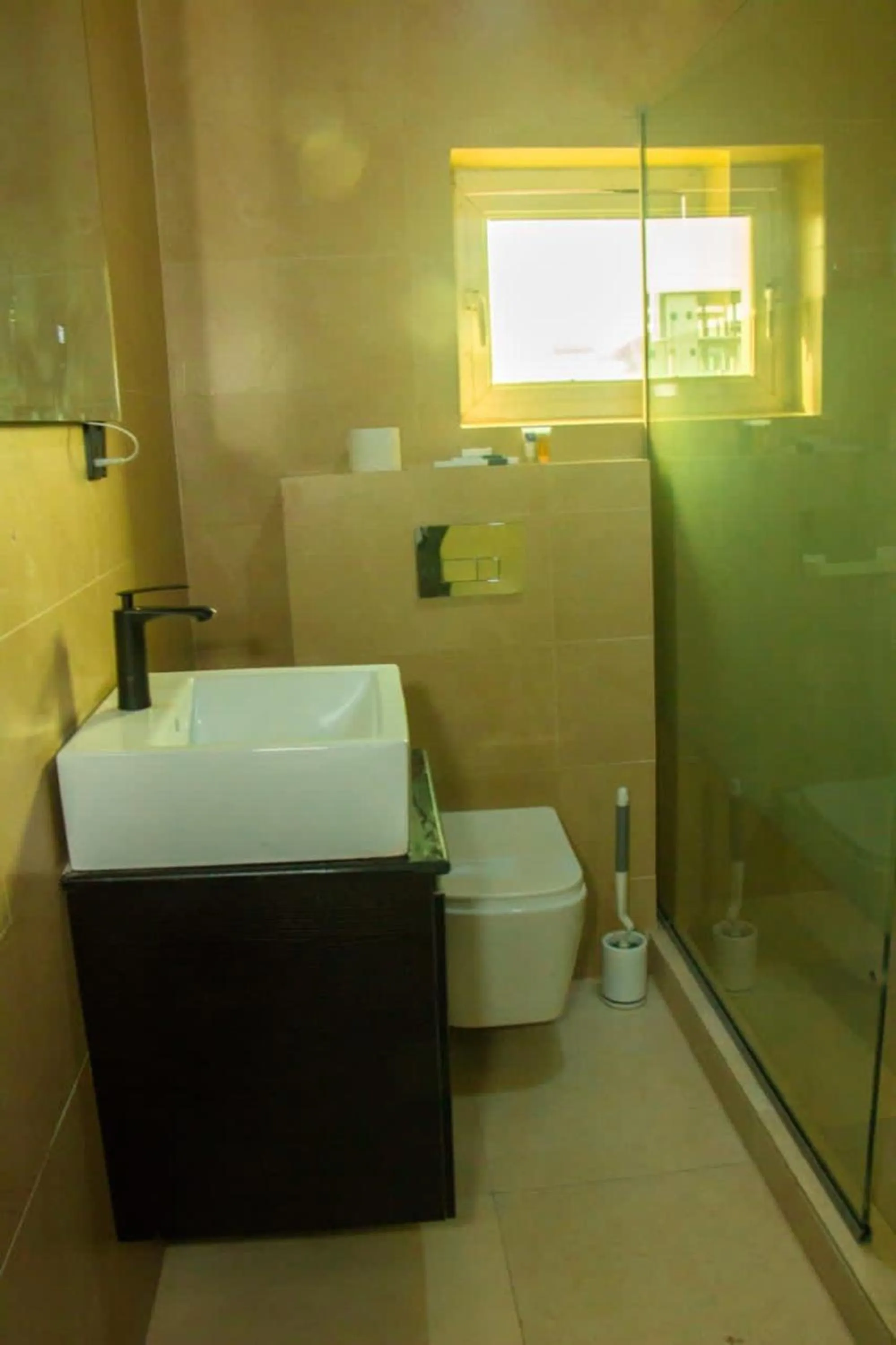 Toilet in Water Ripples Hotel Lekki