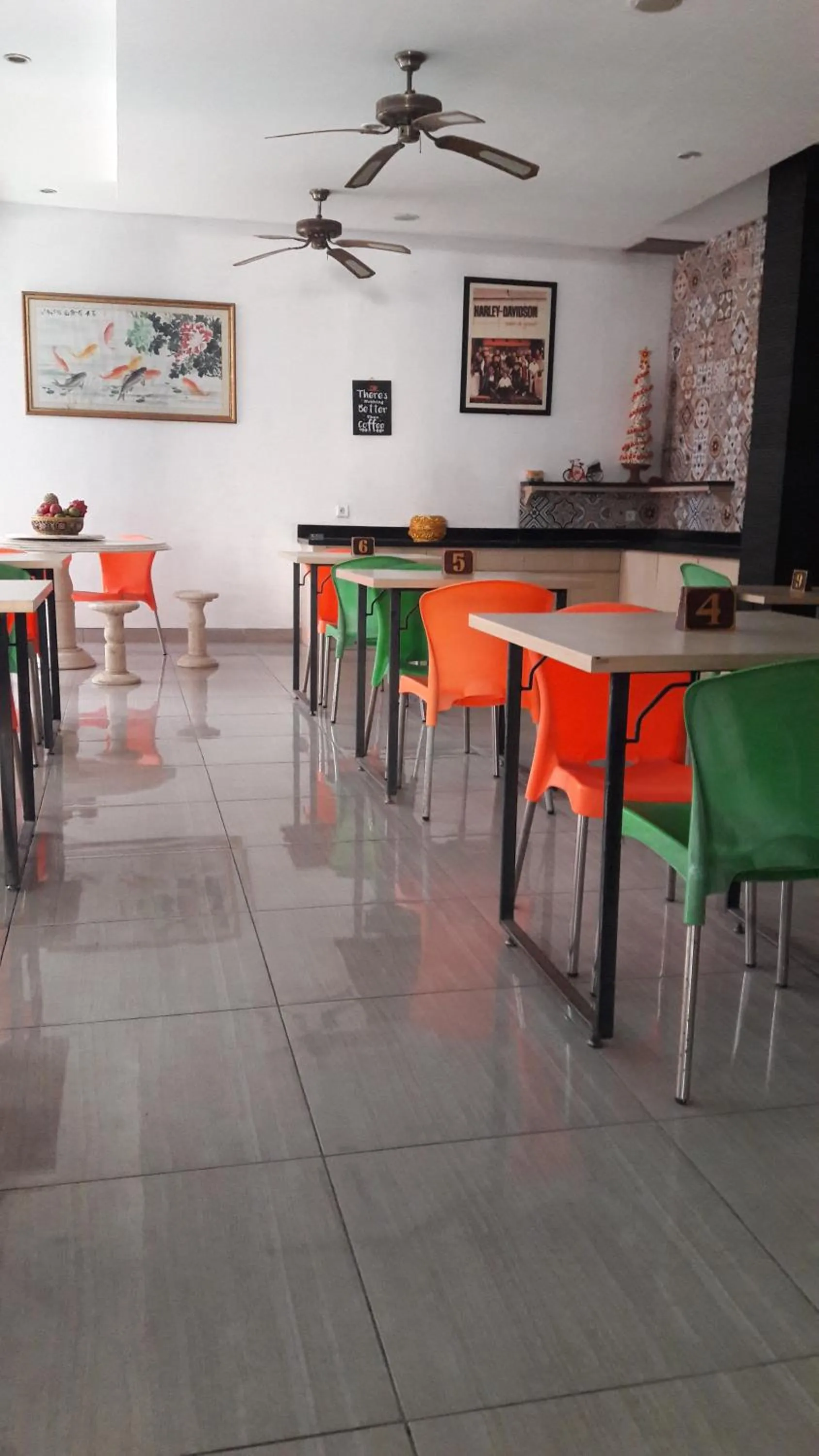 Restaurant/places to eat in The Agung Residence