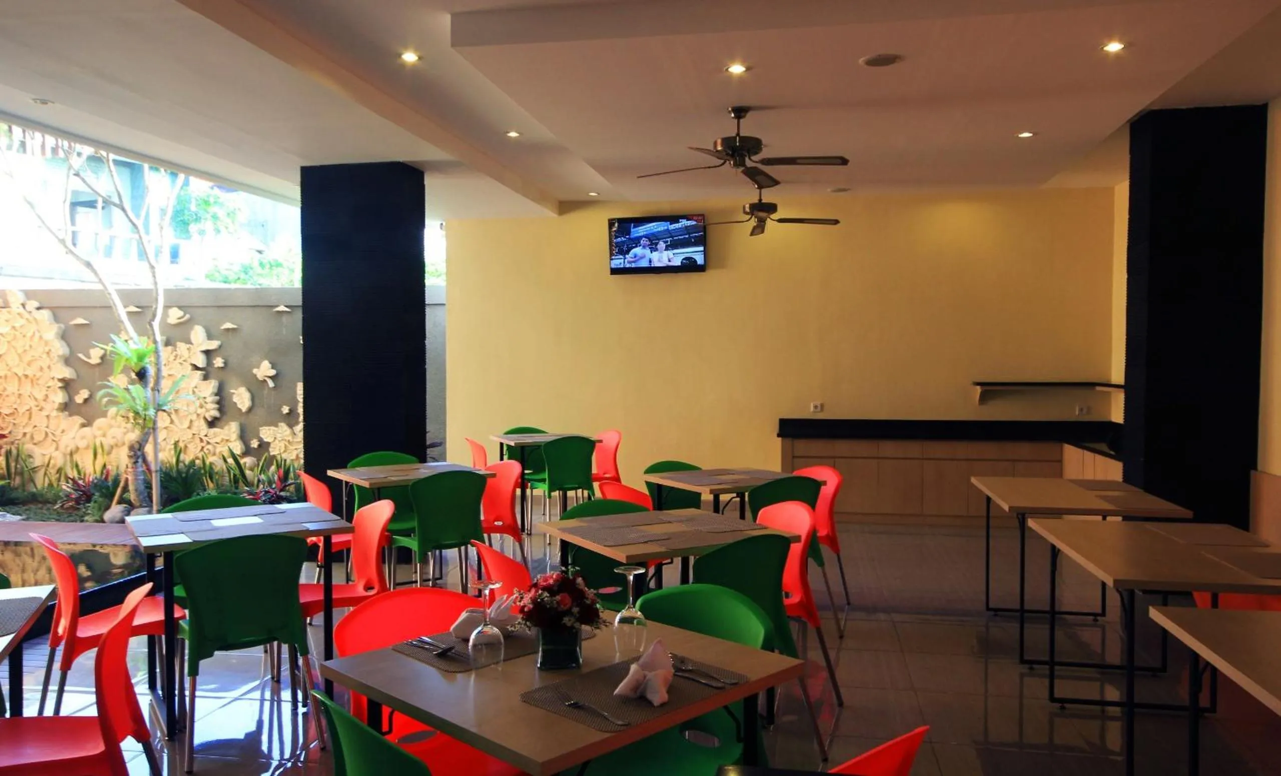 Restaurant/places to eat in The Agung Residence