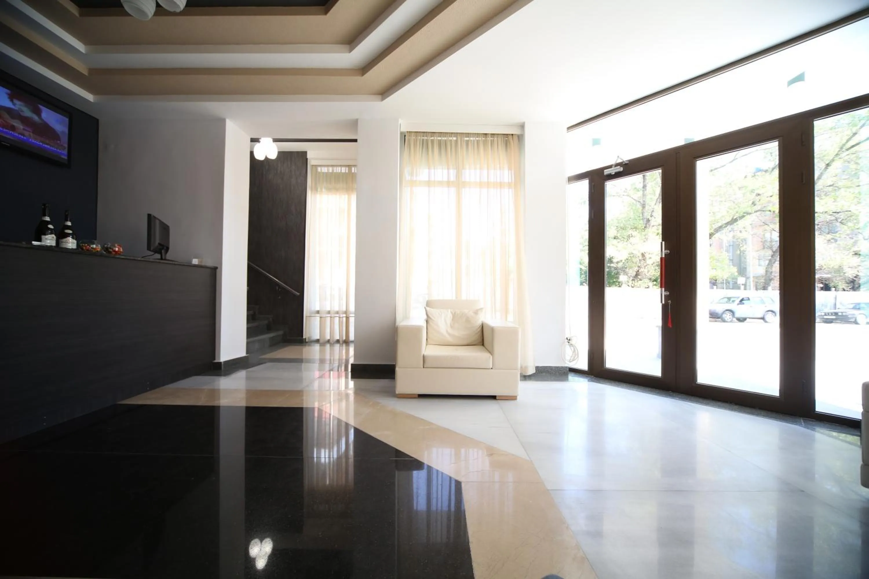 Lobby or reception in Continental Hotel