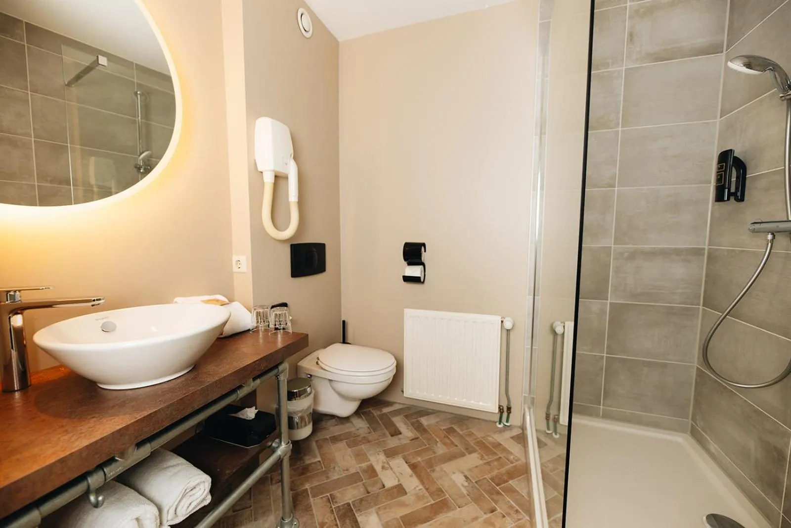 Shower in Hotel De Zeeuwse Stromen