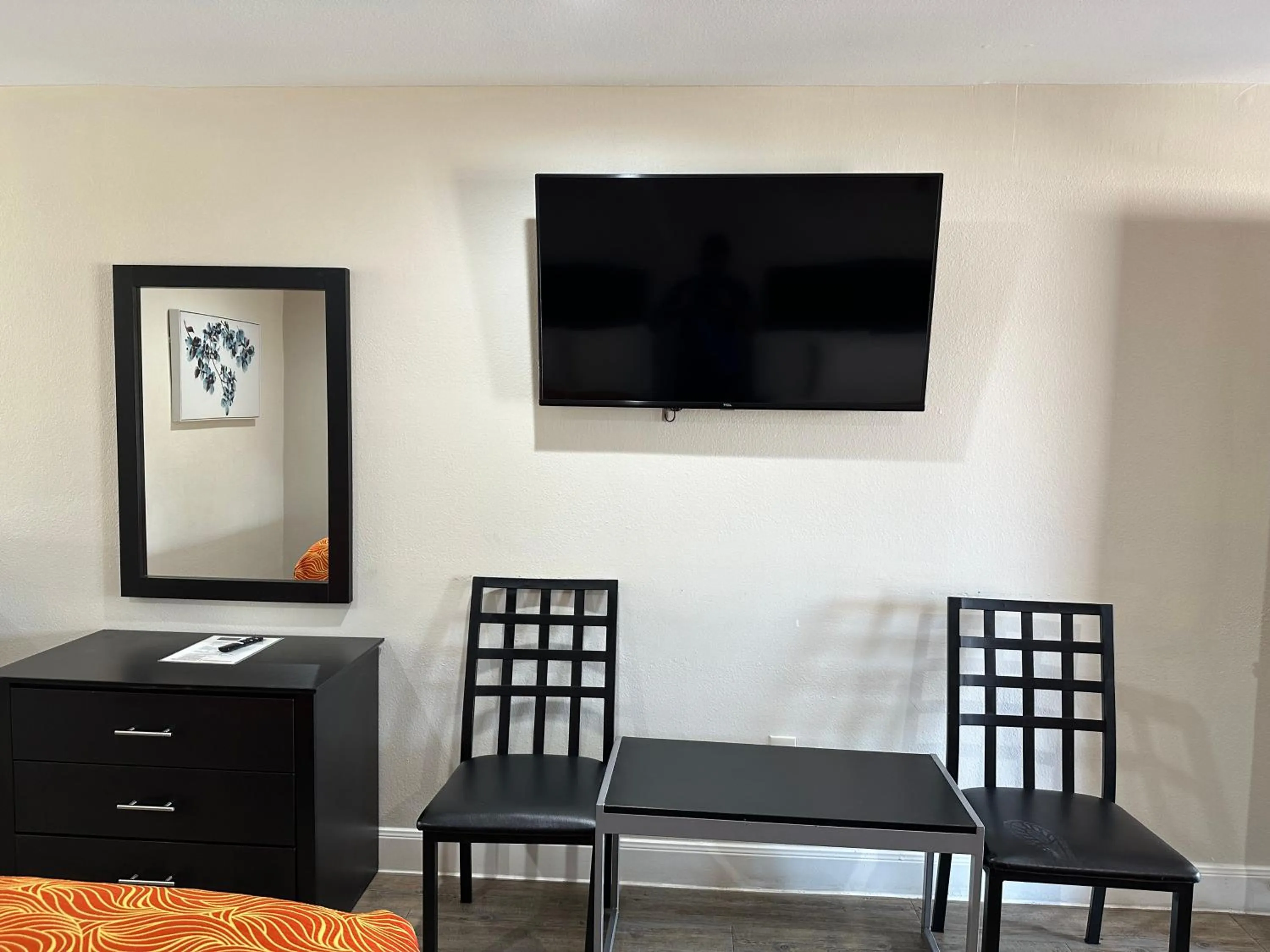 TV and multimedia in Palace Inn I-45 & Bellfort