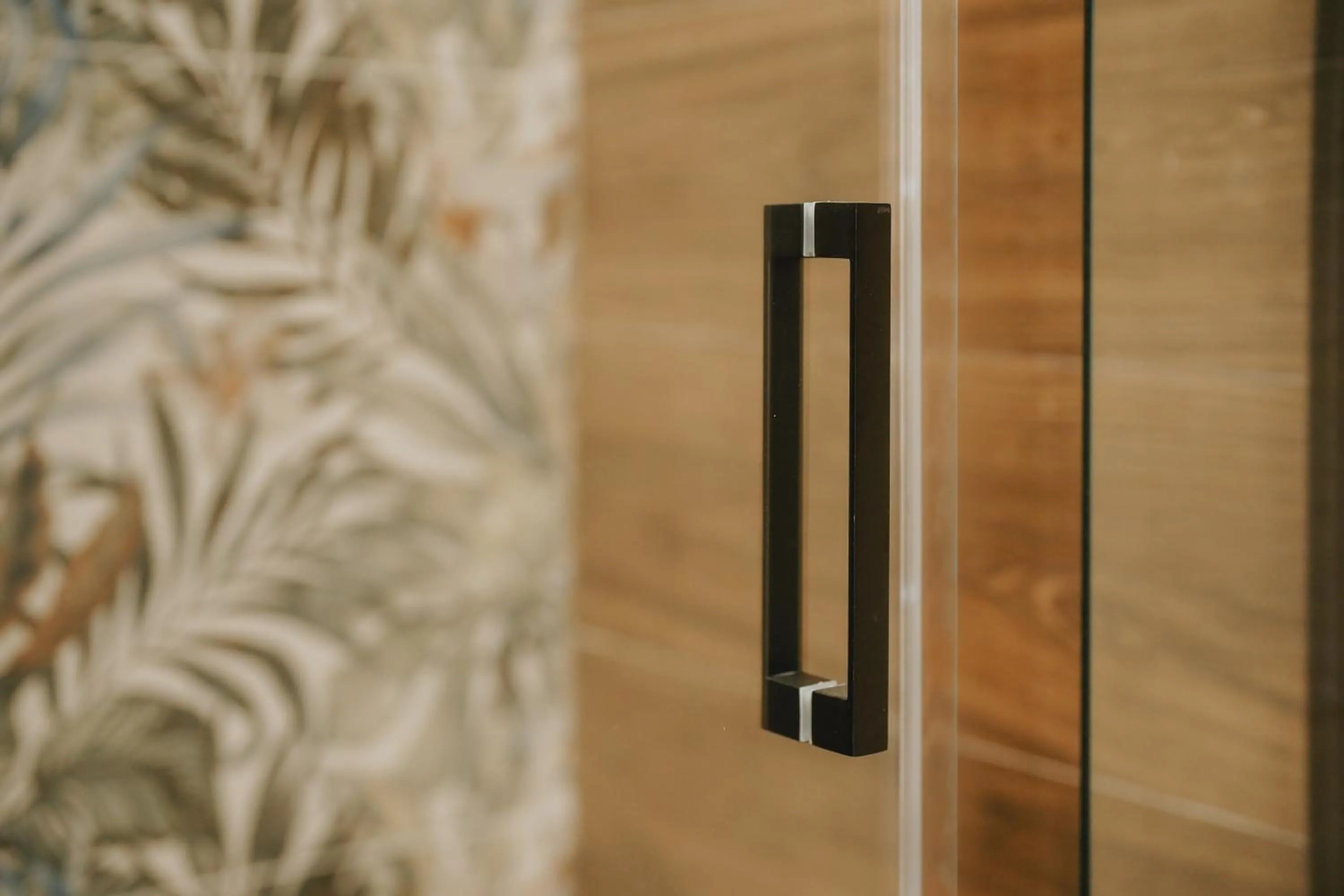 Shower in POETICA BOUTIQUE SKY HOTEL