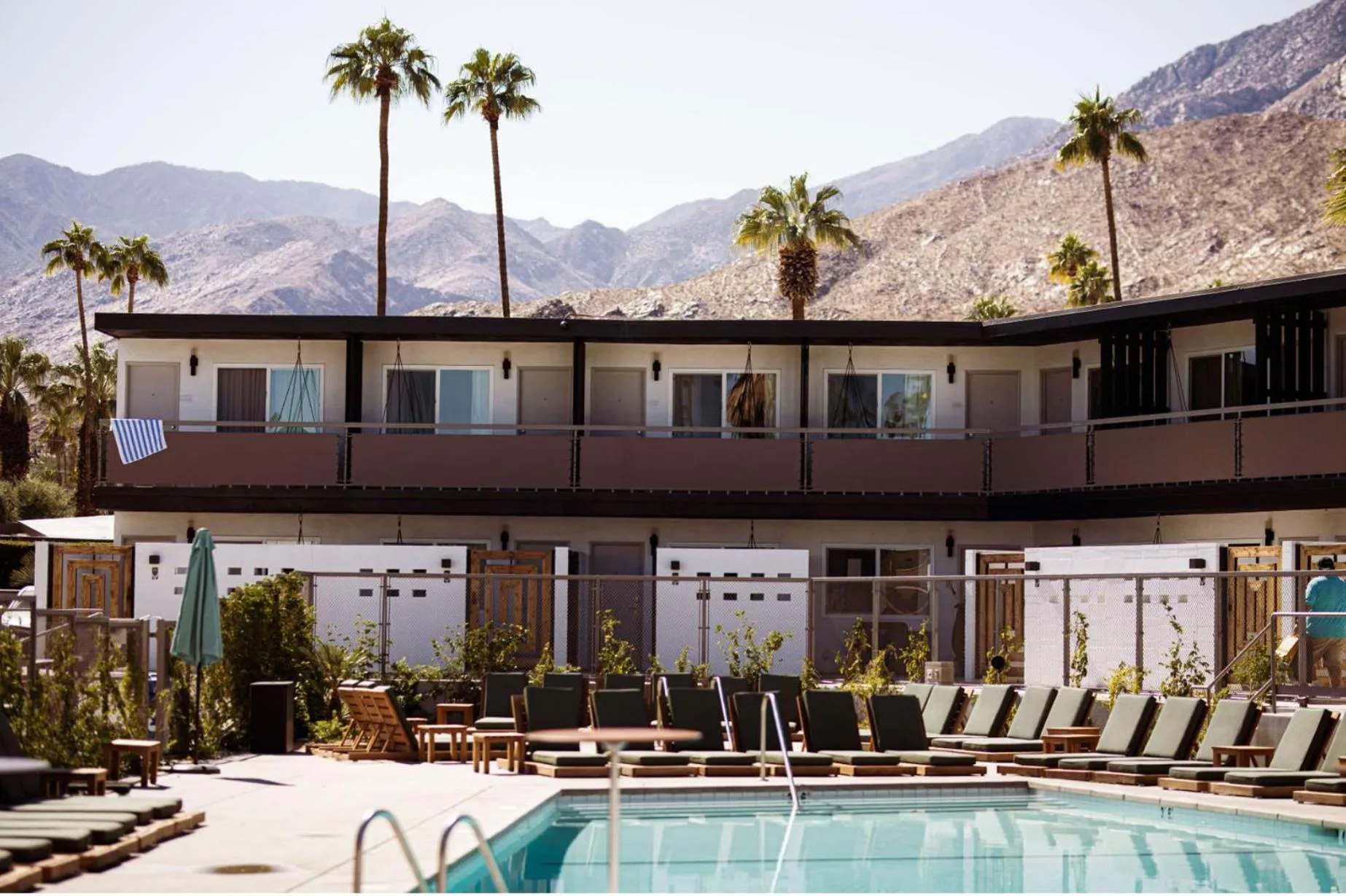 Swimming pool in V Palm Springs
