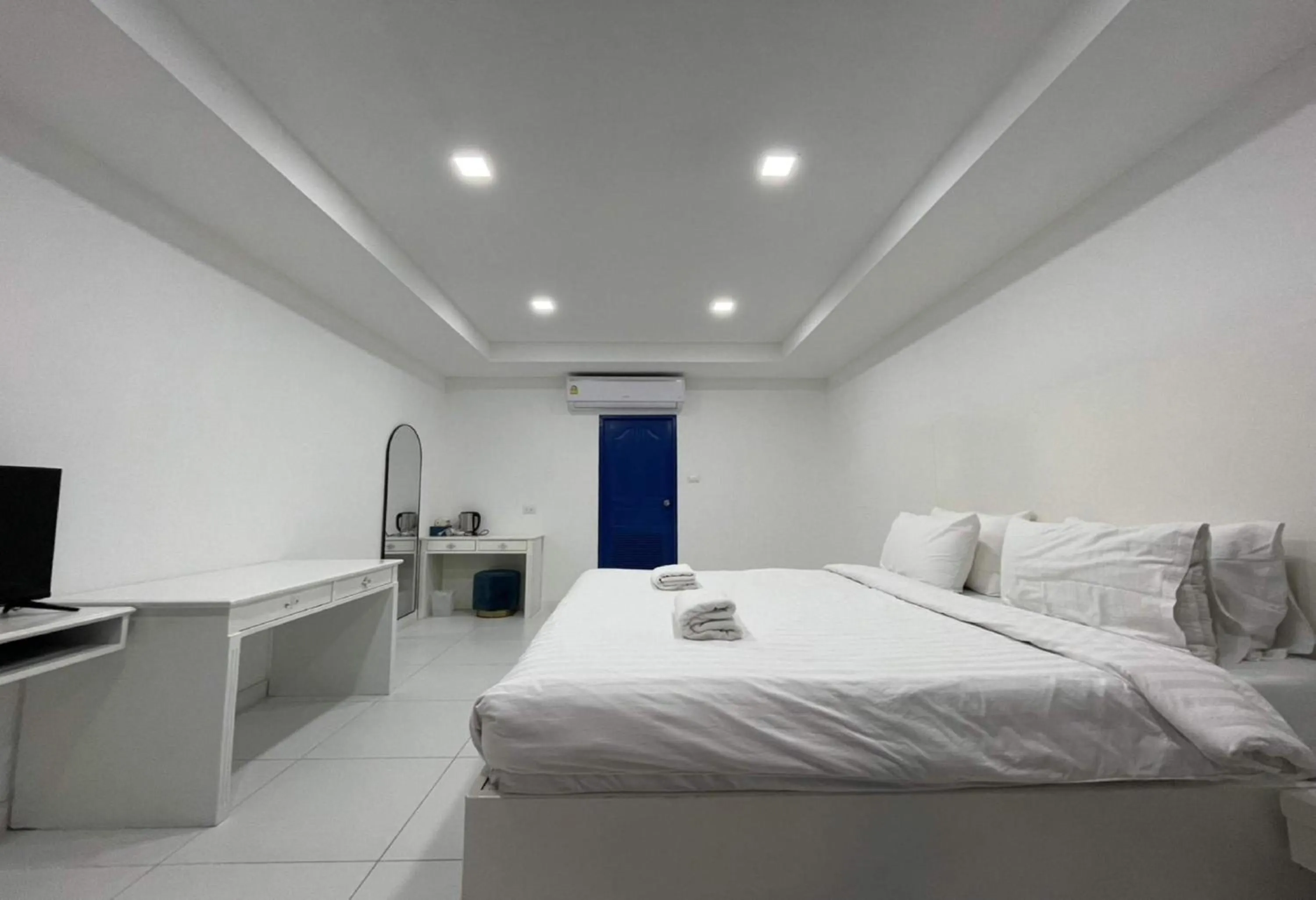 Bedroom, Bed in Collection O To The Sea Resort Thailand