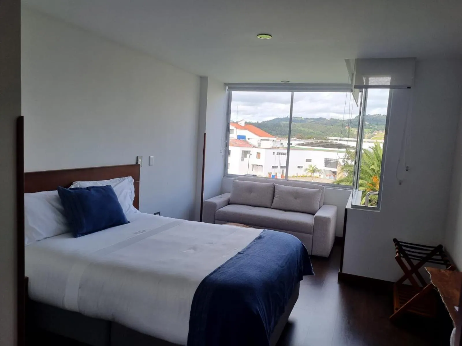 Bed in Samakwā Hotel Boutique