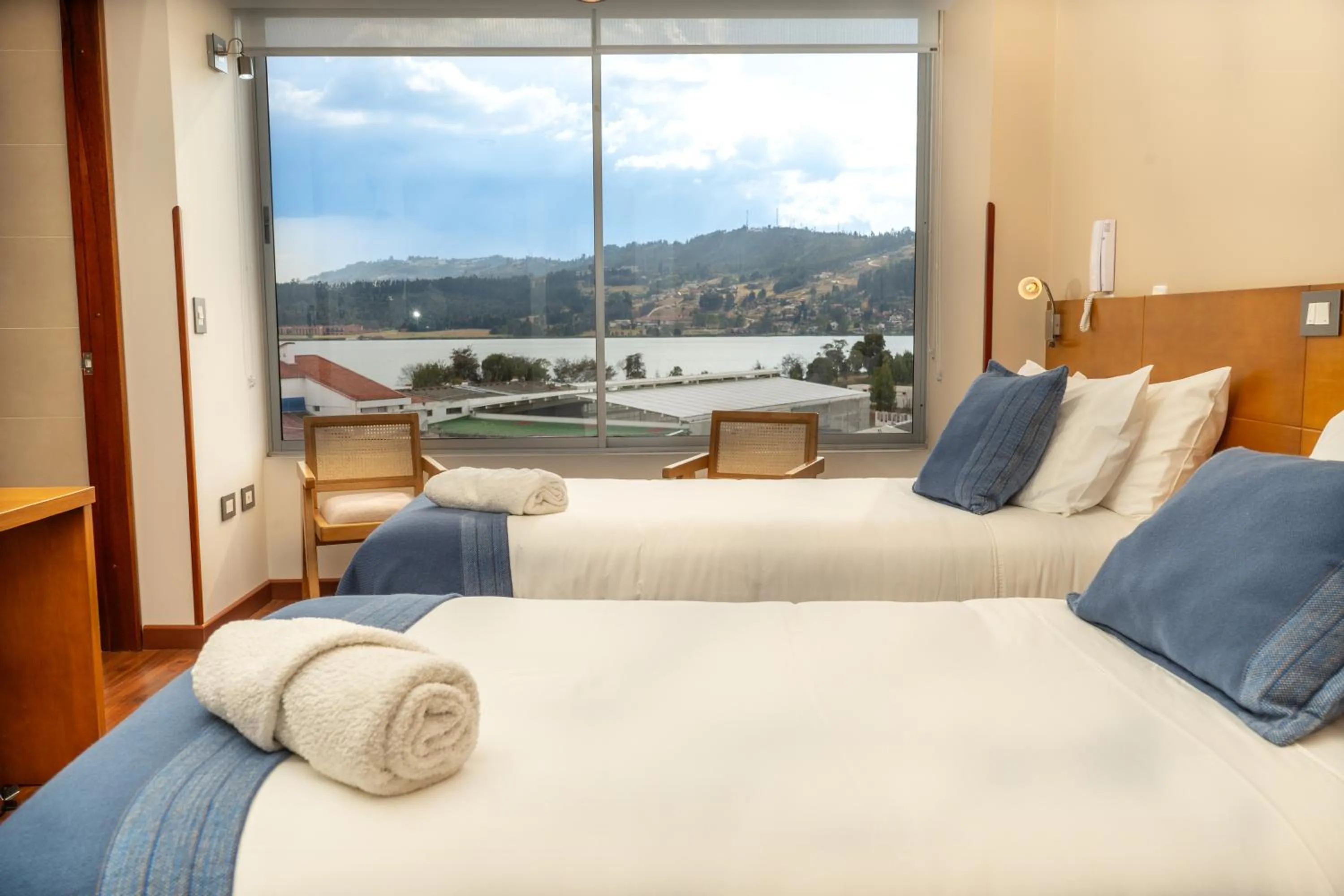 Photo of the whole room, Bed in Samakwā Hotel Boutique