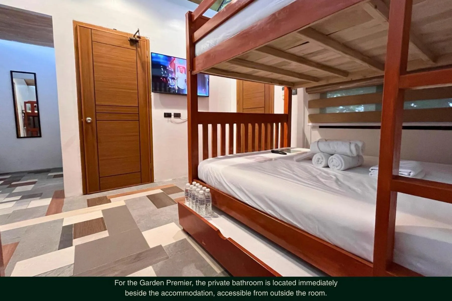 Bed in Mula De La Paz