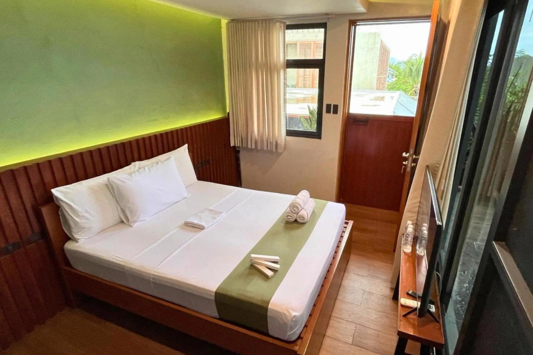 Bed in Mula De La Paz