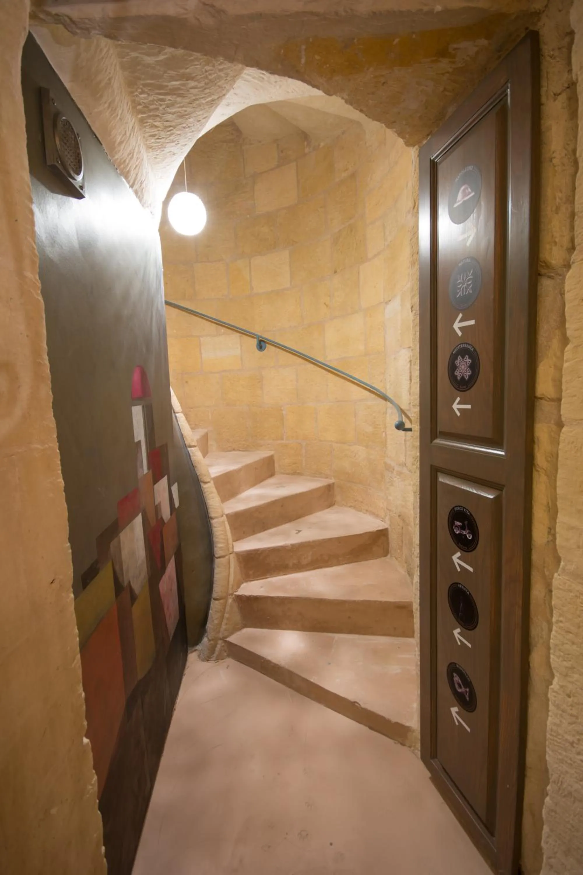 Facade/entrance in The Vincent Boutique Suites