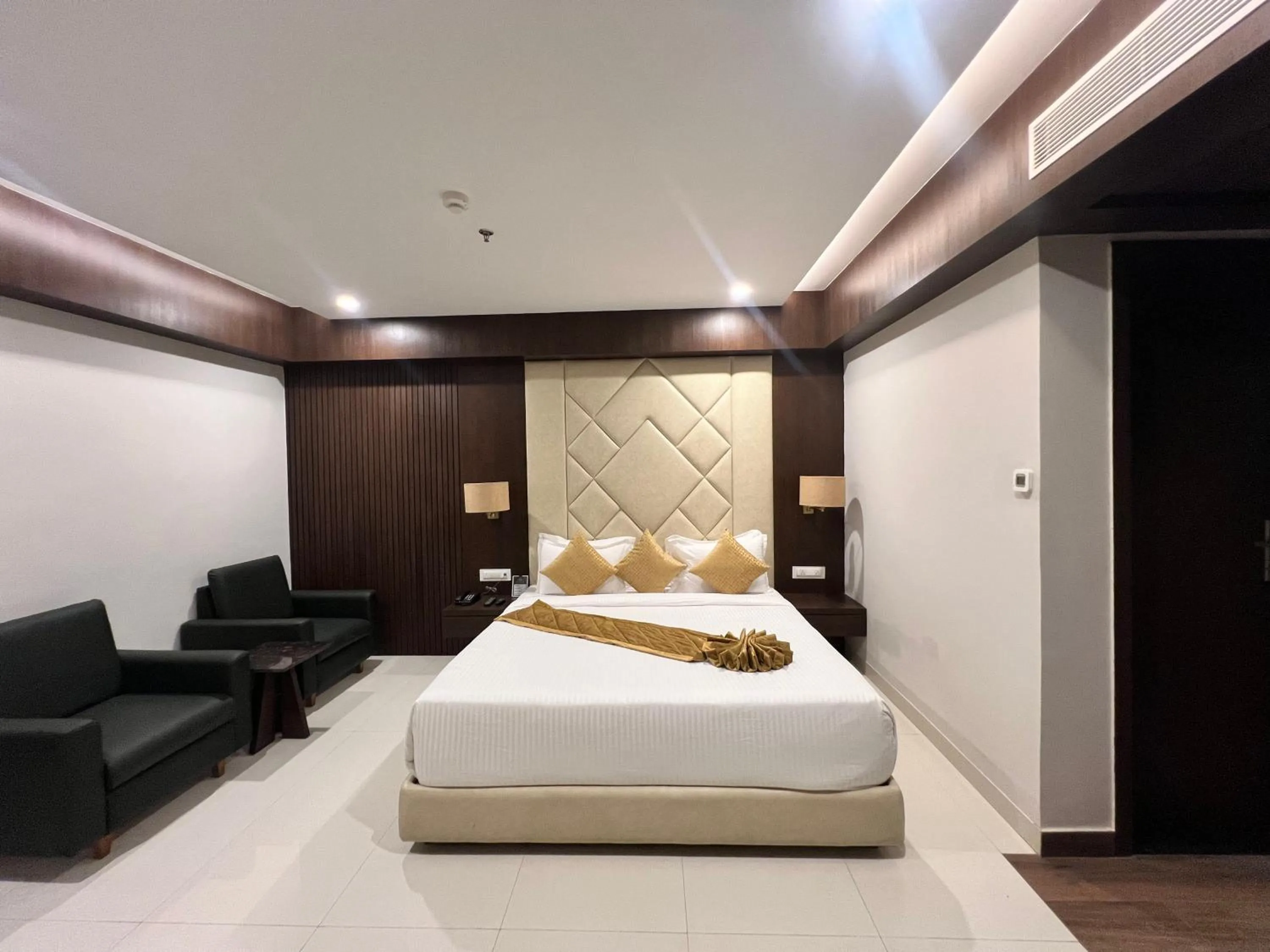 Bed in HOTEL PRAJYOT