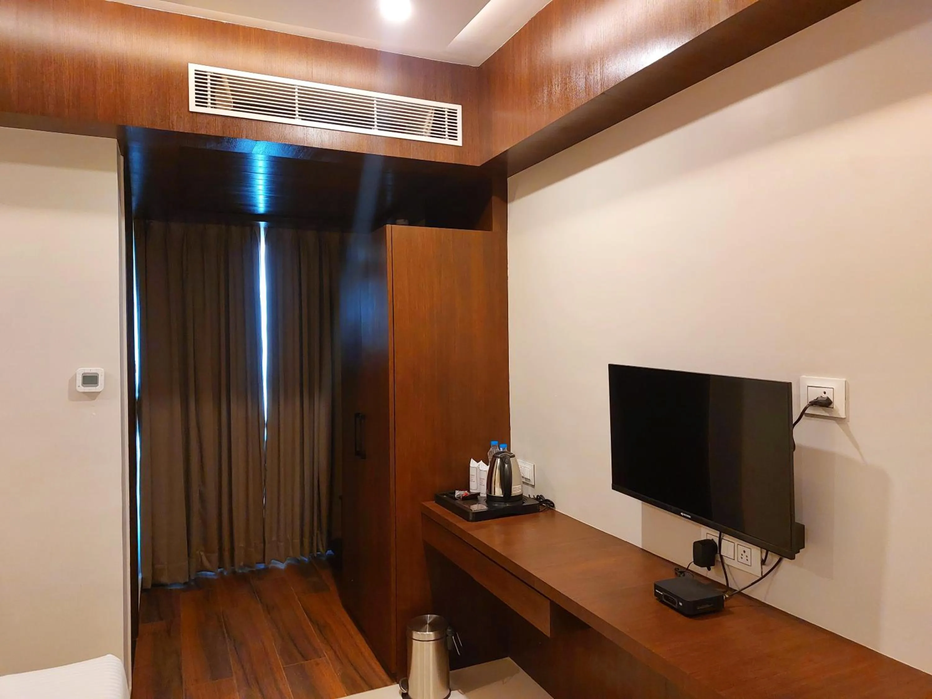 TV and multimedia in HOTEL PRAJYOT