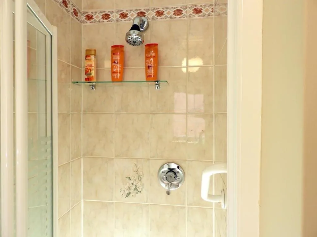 Bathroom in Cillcearn House