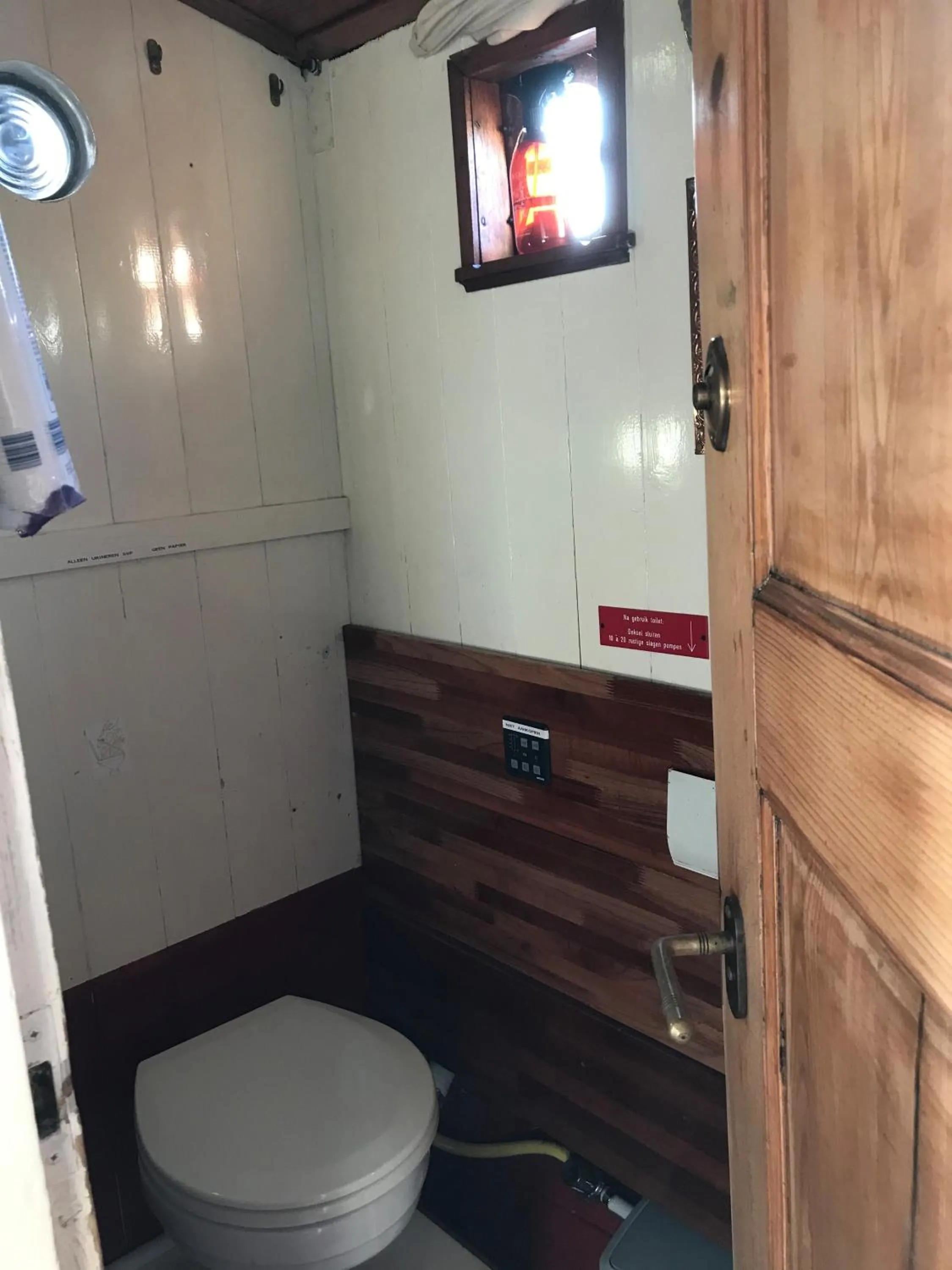 Toilet in Vakantiehuisjes Marsherne