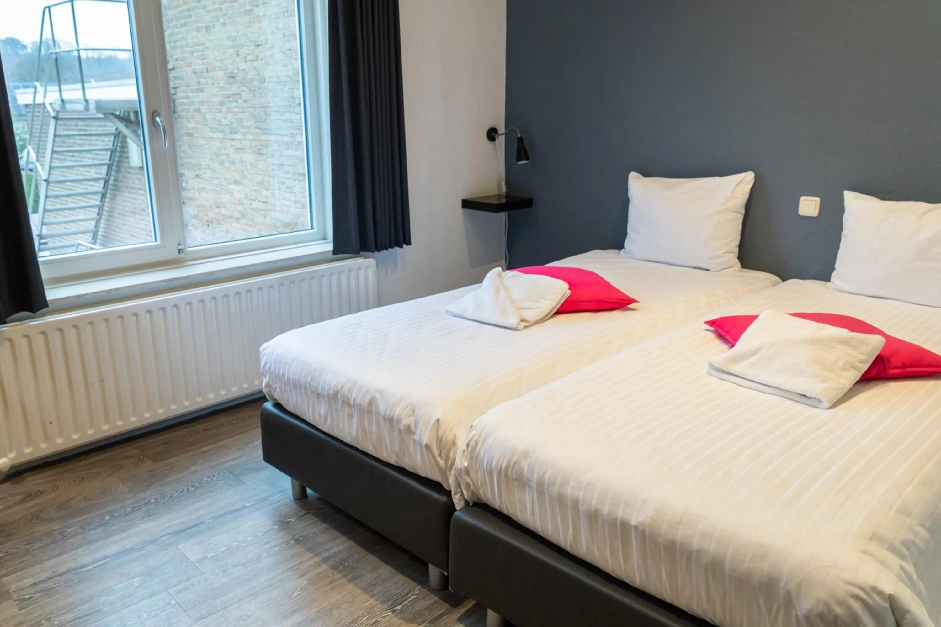 Bedroom, Bed in Huis Ter Geul