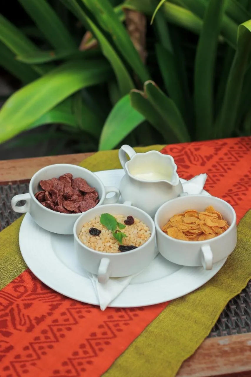 Restaurant/places to eat in Argya Santi Suite and Villas