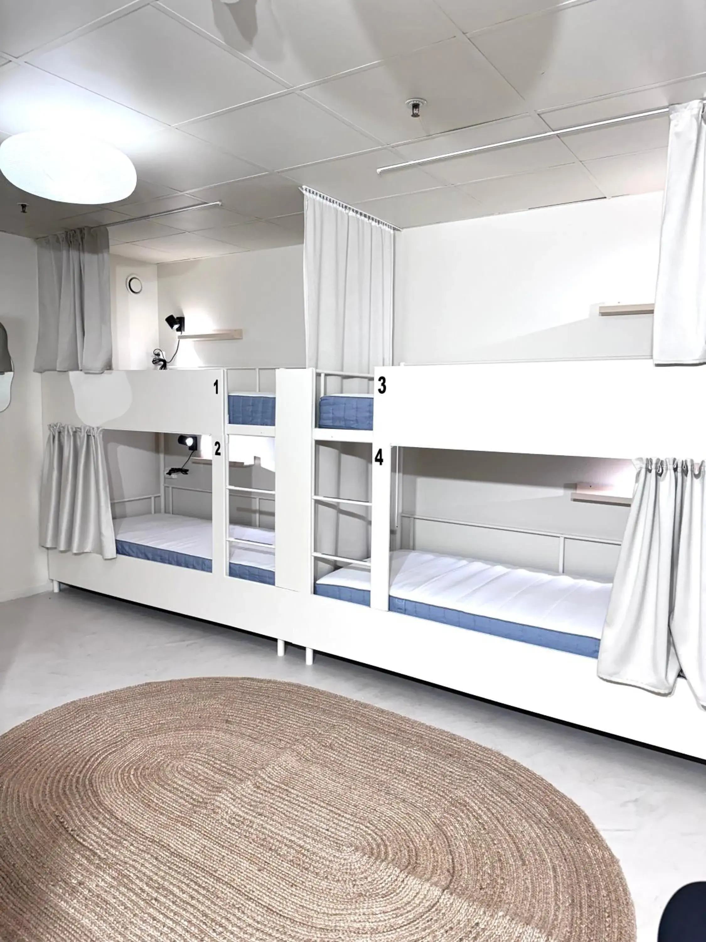 Bed in 6-Bed Mixed Dormitory Room in Nomad Gardet Bed in 6-Bed Mixed Dormitory Room in Nomad Gardet