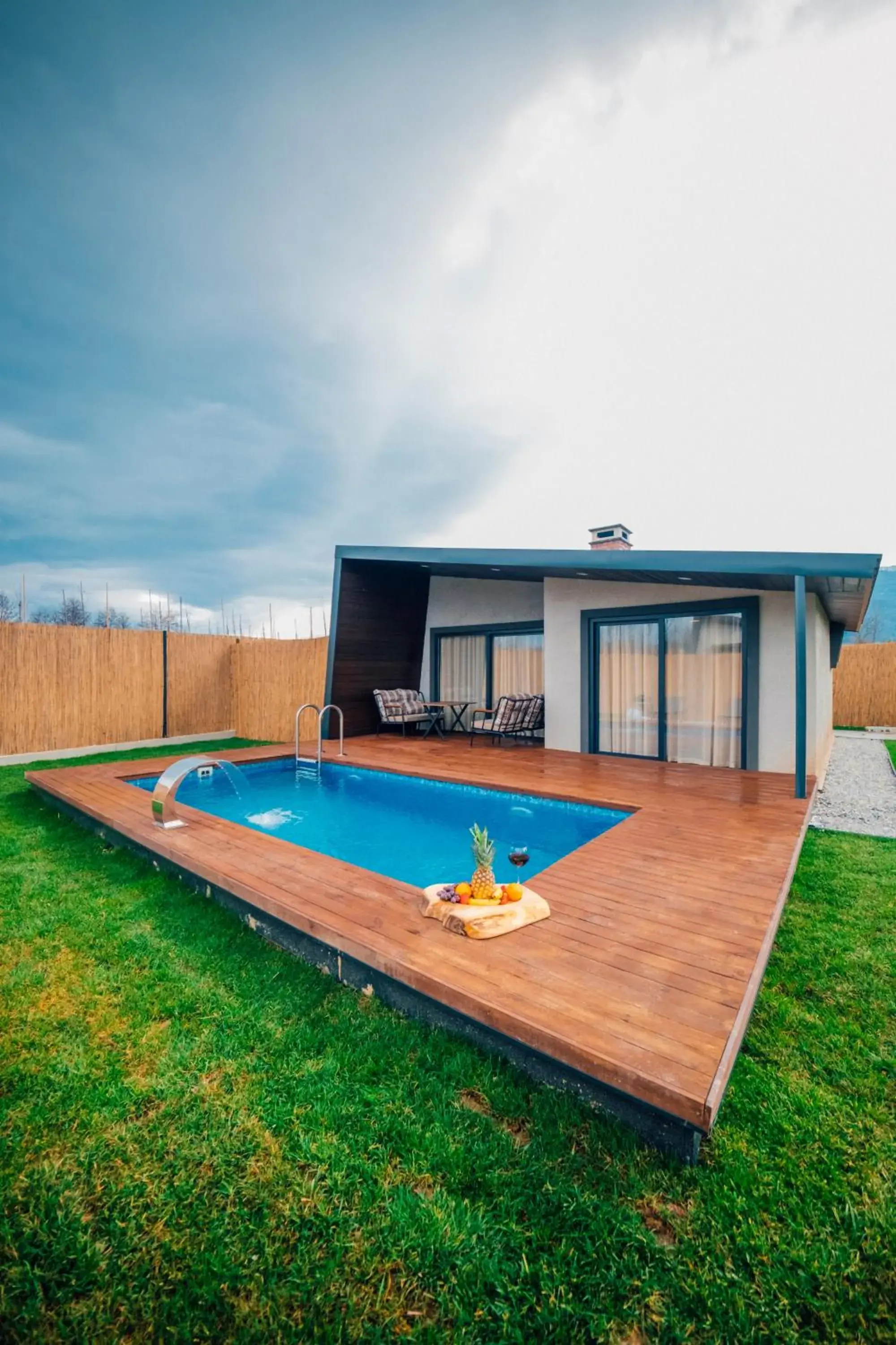 Superior Villa in Vital Göl Sapanca Özel Havuzlu Bungalov & Villa Superior Villa in Vital Göl Sapanca Özel Havuzlu Bungalov & Villa