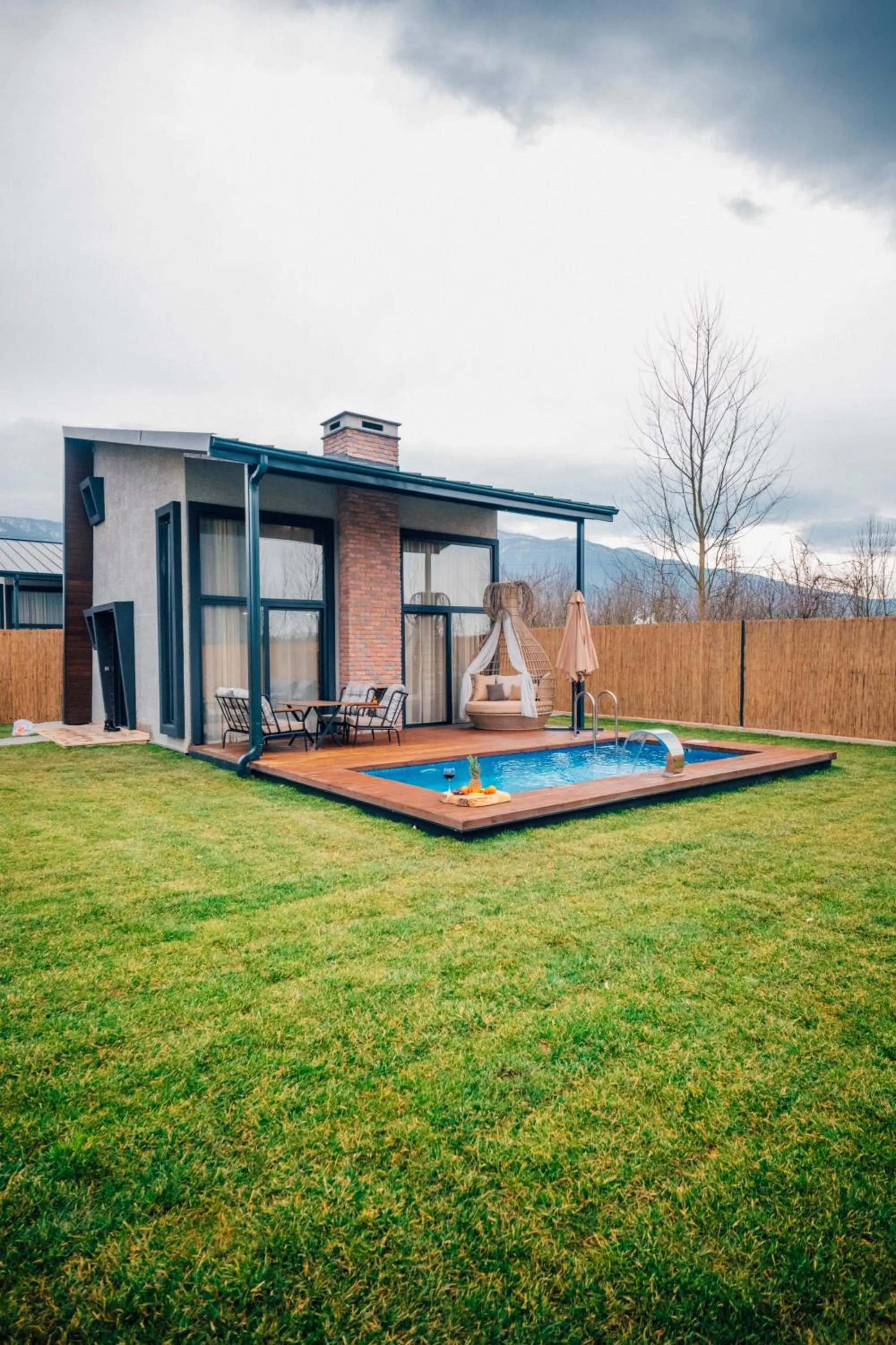 Property building in Vital Göl Sapanca Özel Havuzlu Bungalov & Villa