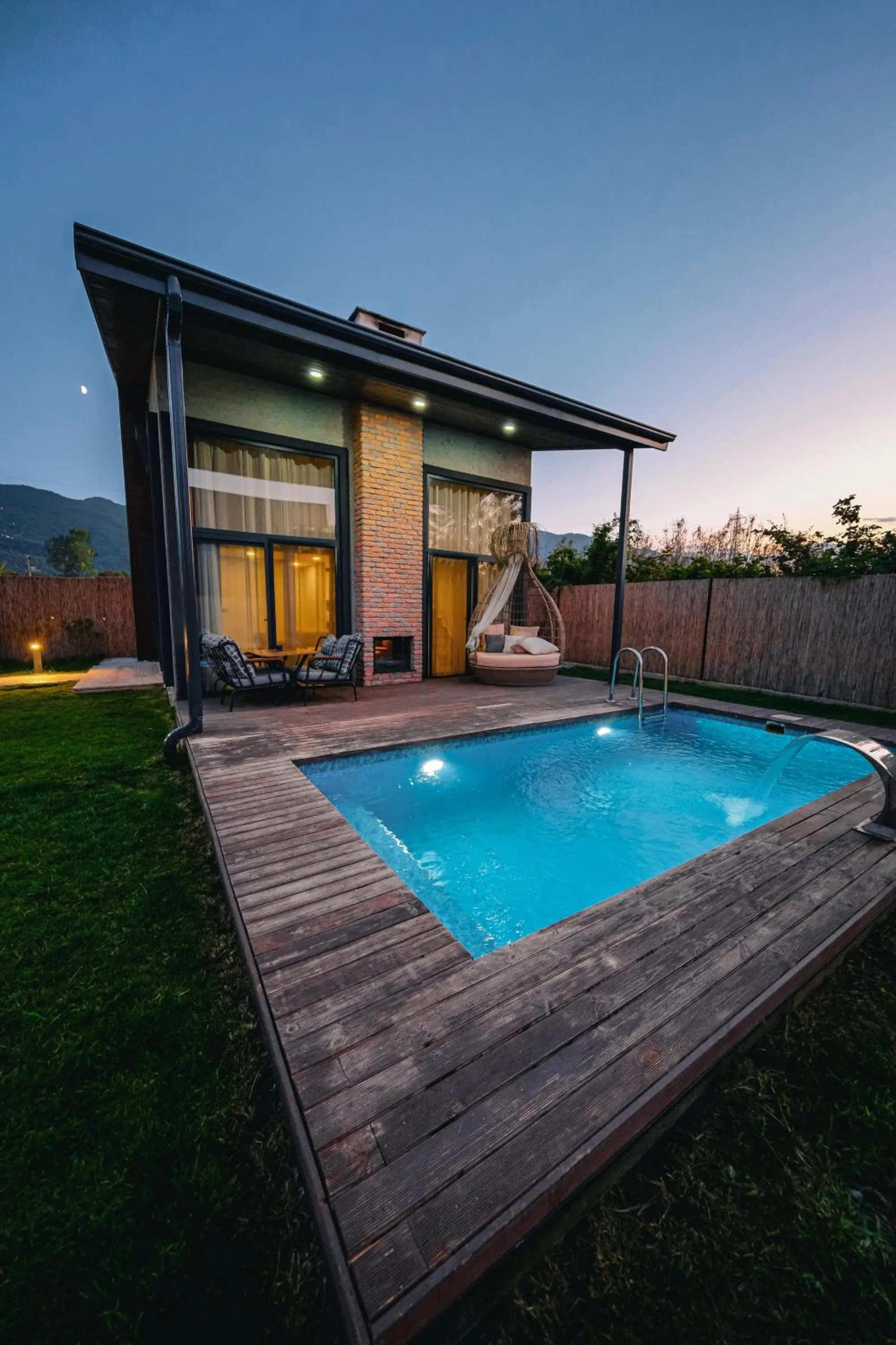 Swimming pool in Vital Göl Sapanca Özel Havuzlu Bungalov & Villa