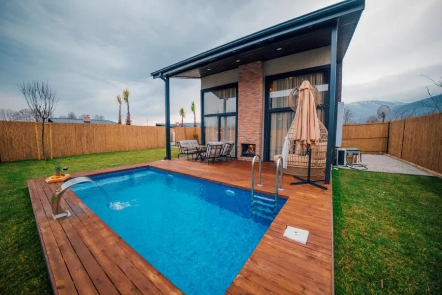 Vital Göl Sapanca Özel Havuzlu Bungalov & Villa