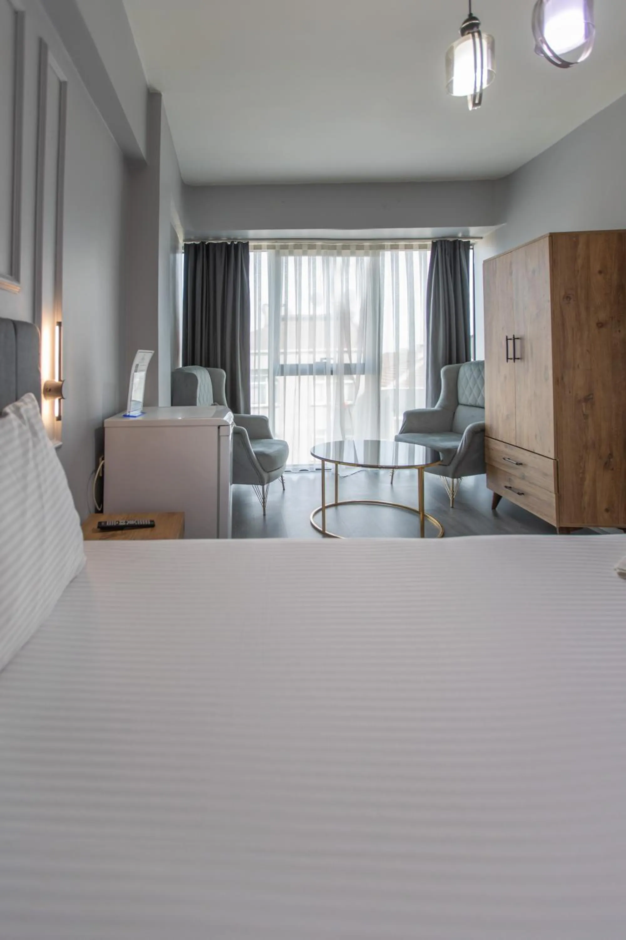 Photo of the whole room, Bed in Liza Suit Hotel