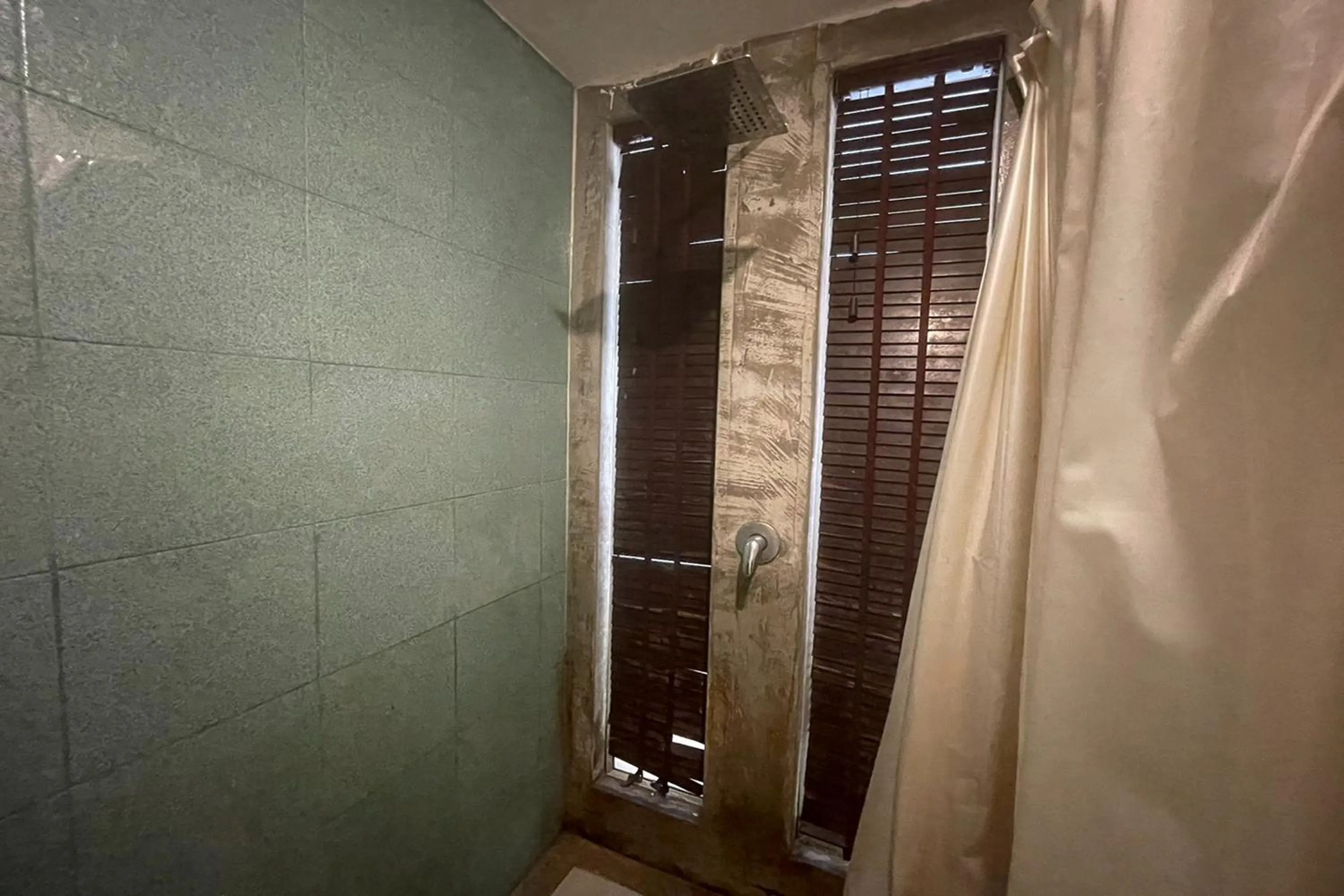 Bathroom in Landmark Patong Hotel