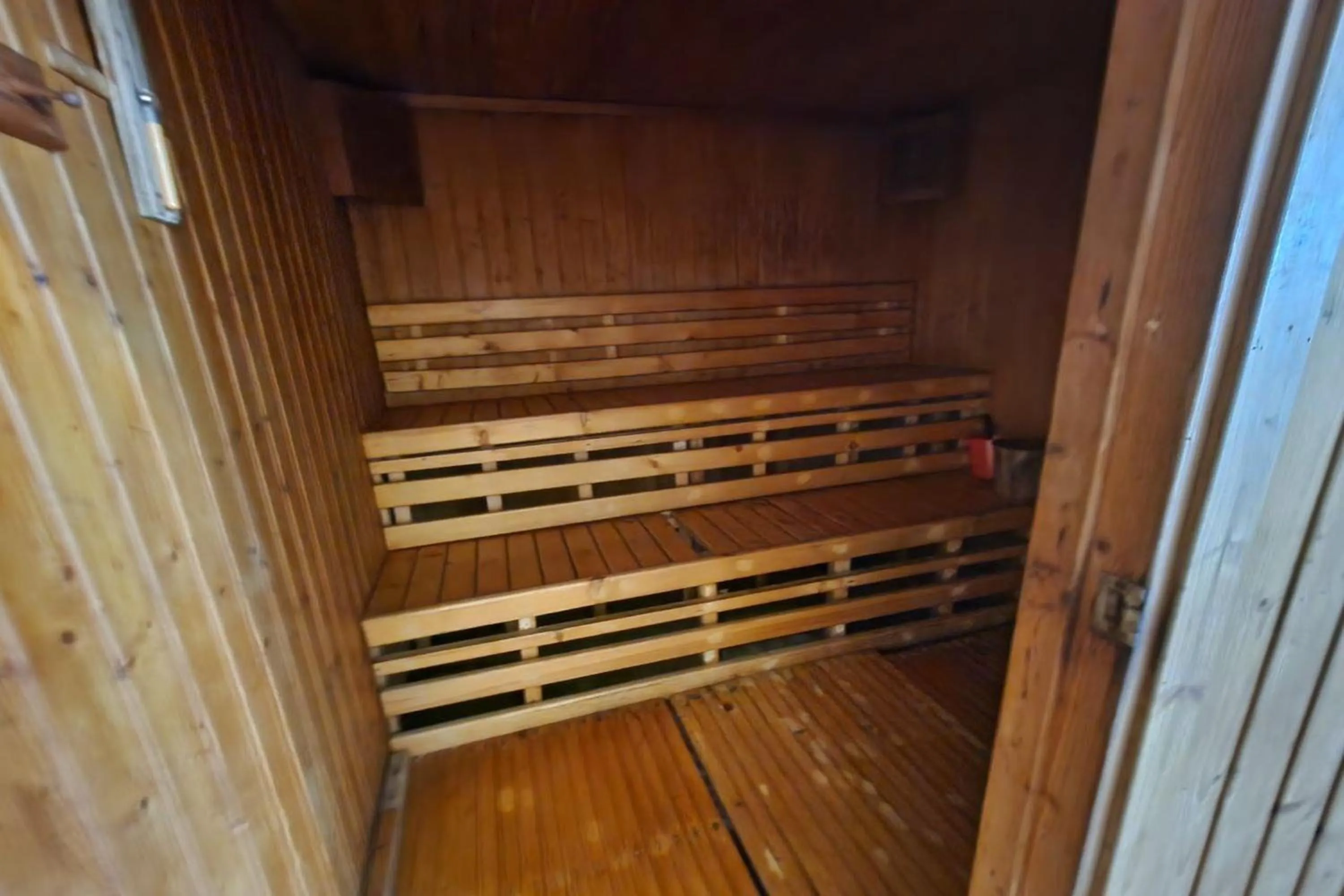 Sauna in Landmark Patong Hotel