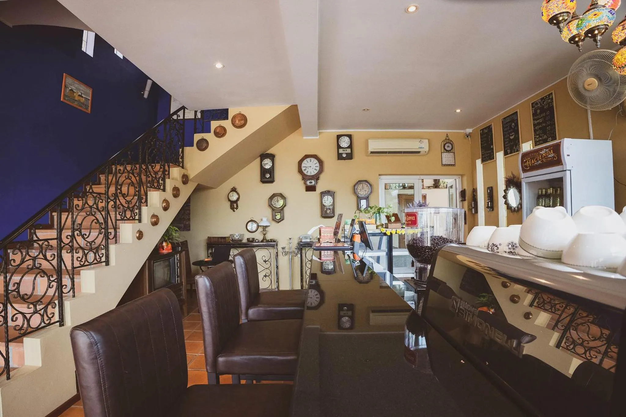 Lounge or bar in Hacienda Resort - Mae Phim