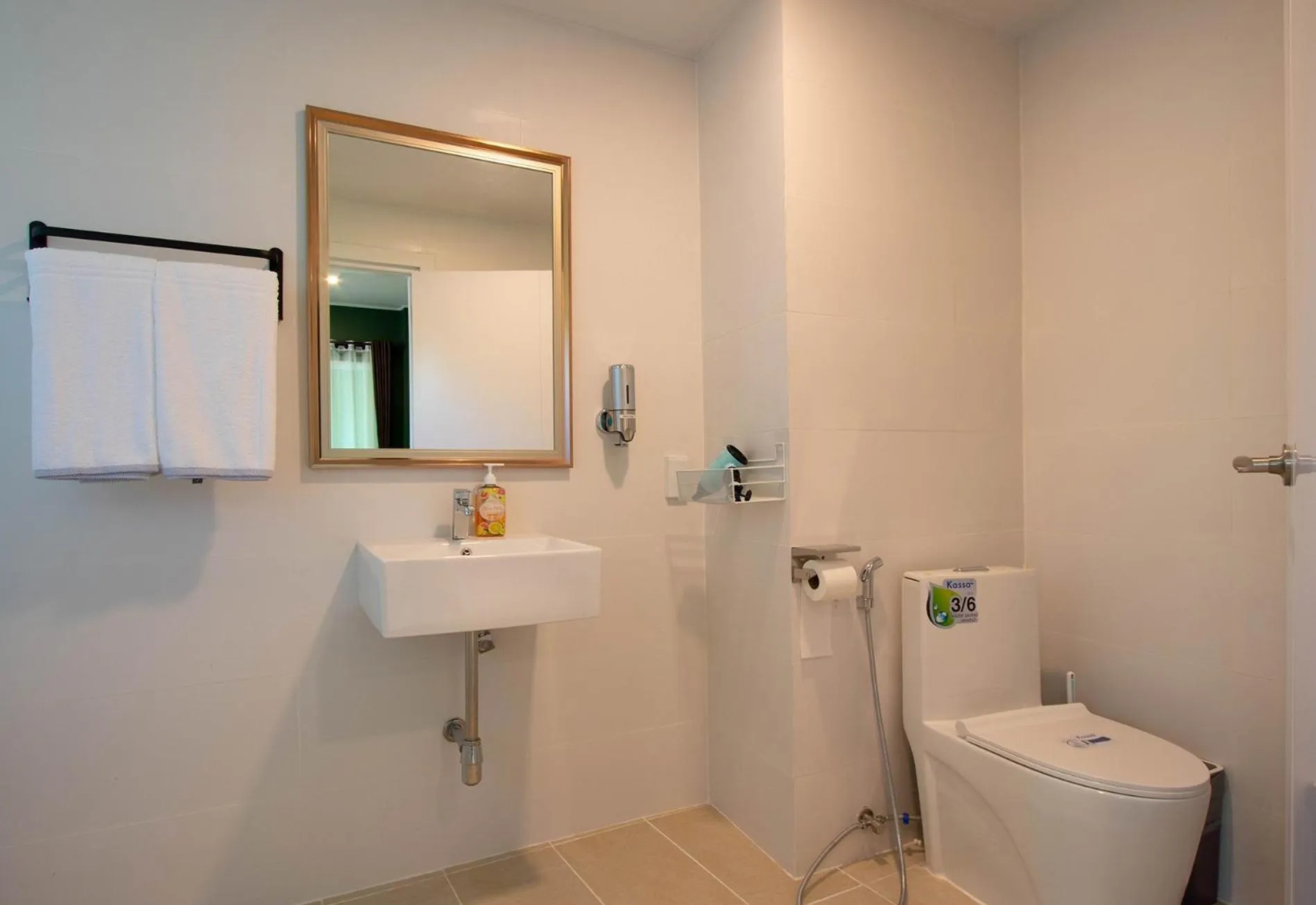 Toilet in Hacienda Resort - Mae Phim