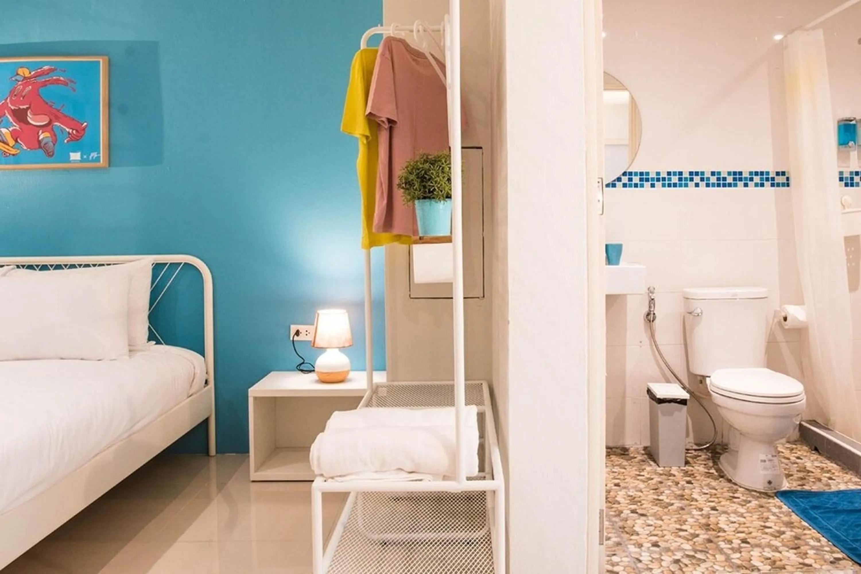 Bathroom, Bed in ME U Hostel Pattaya