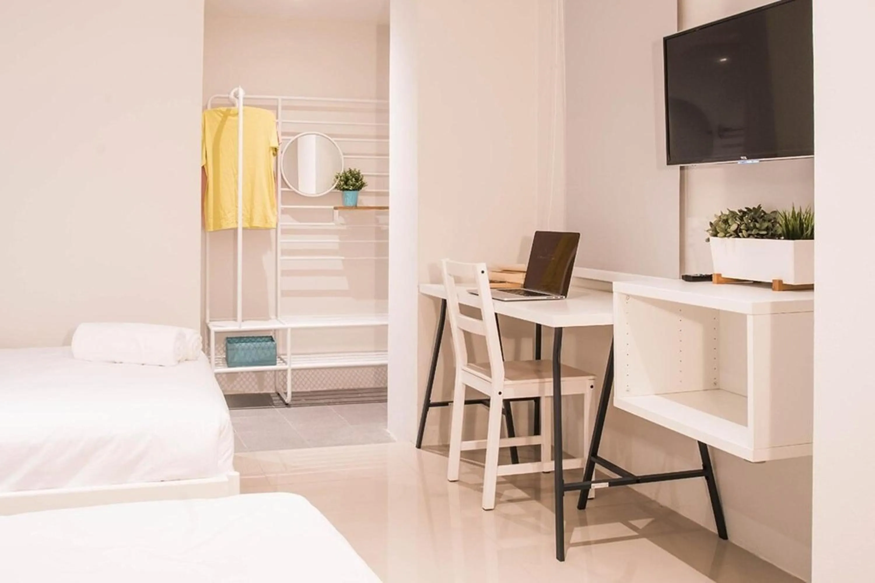 Bedroom, Bed in ME U Hostel Pattaya