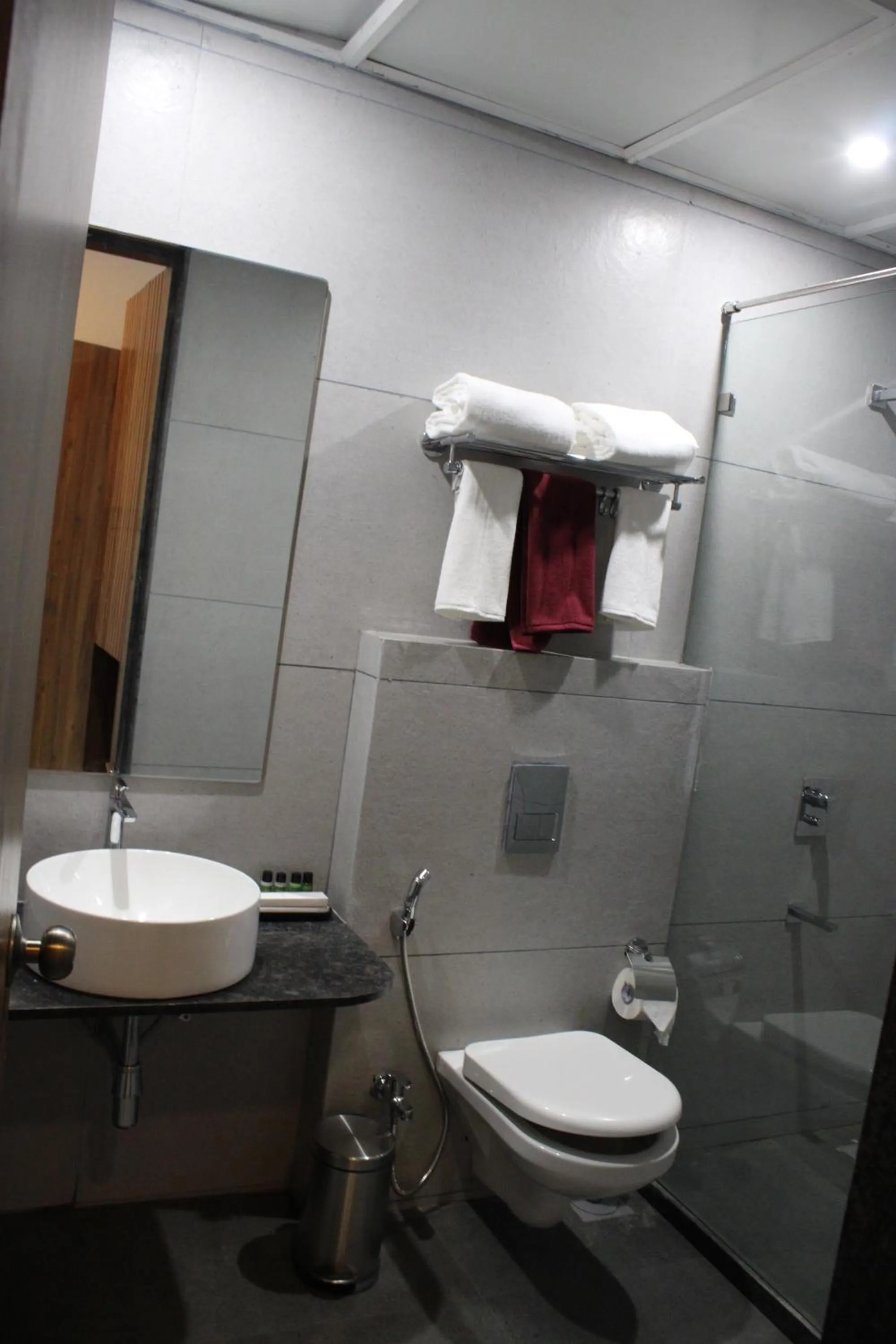 Mango Leaf Lake Resort