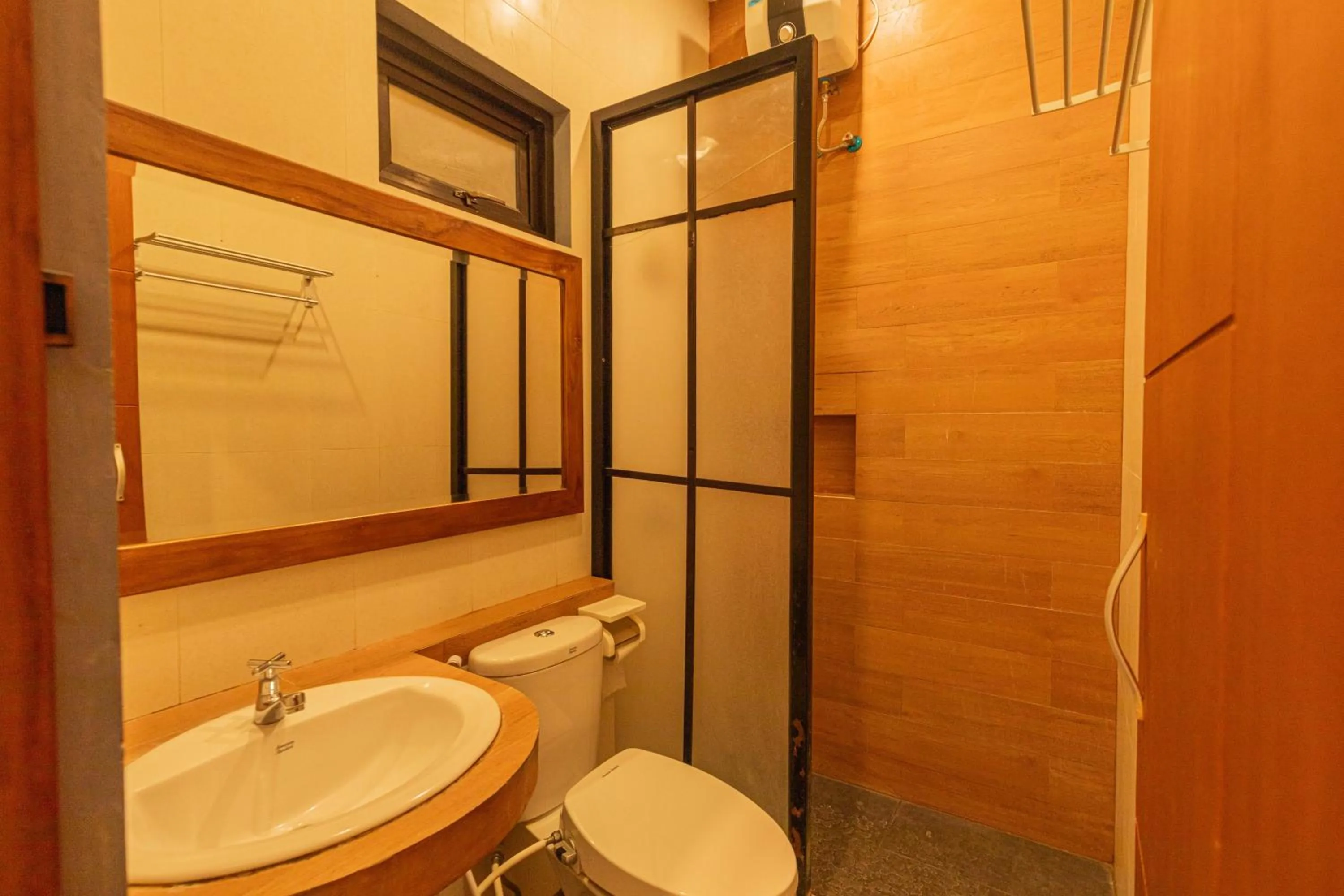 Toilet in Hotel Griya Katarina