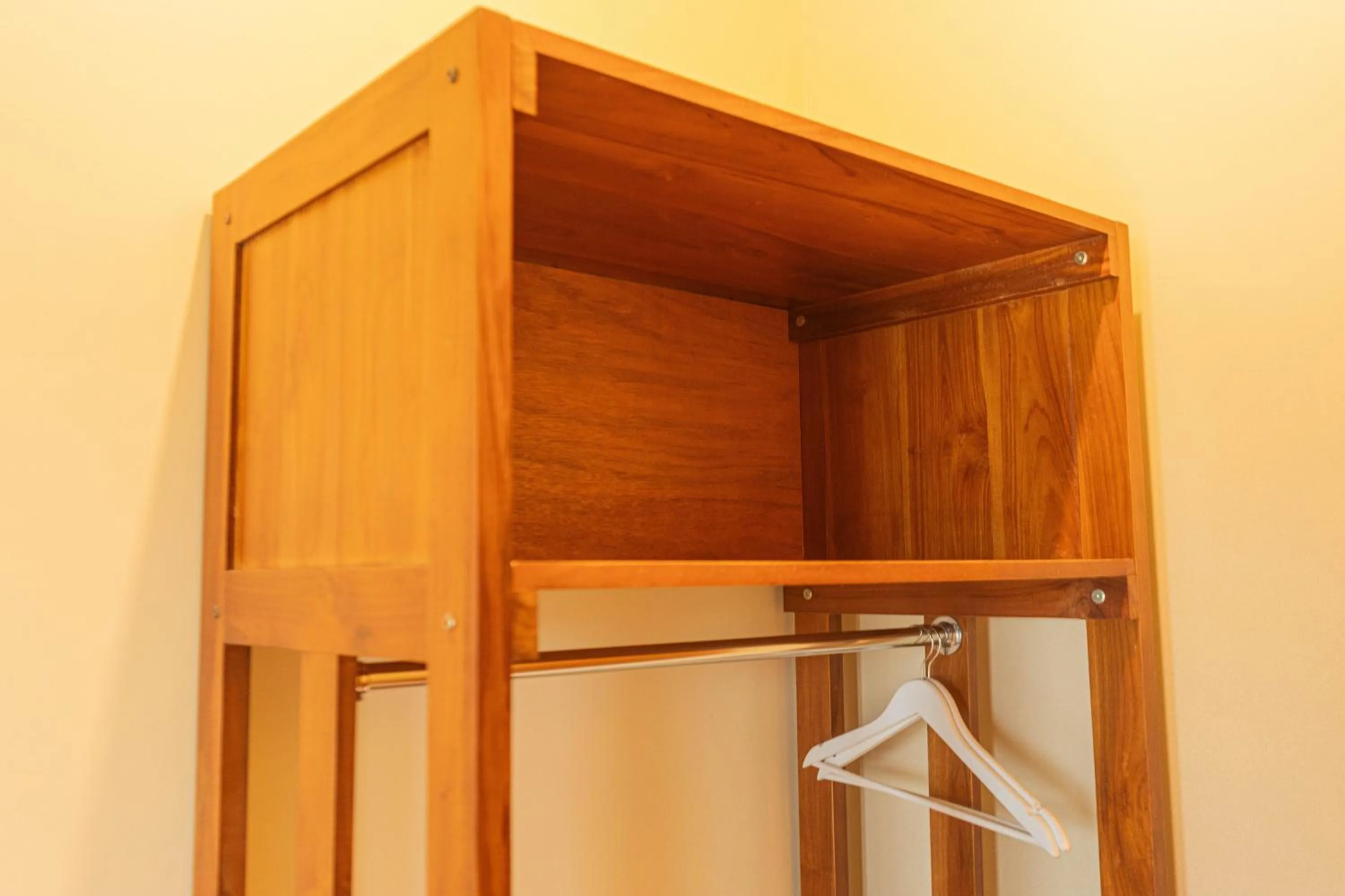 wardrobe in Hotel Griya Katarina