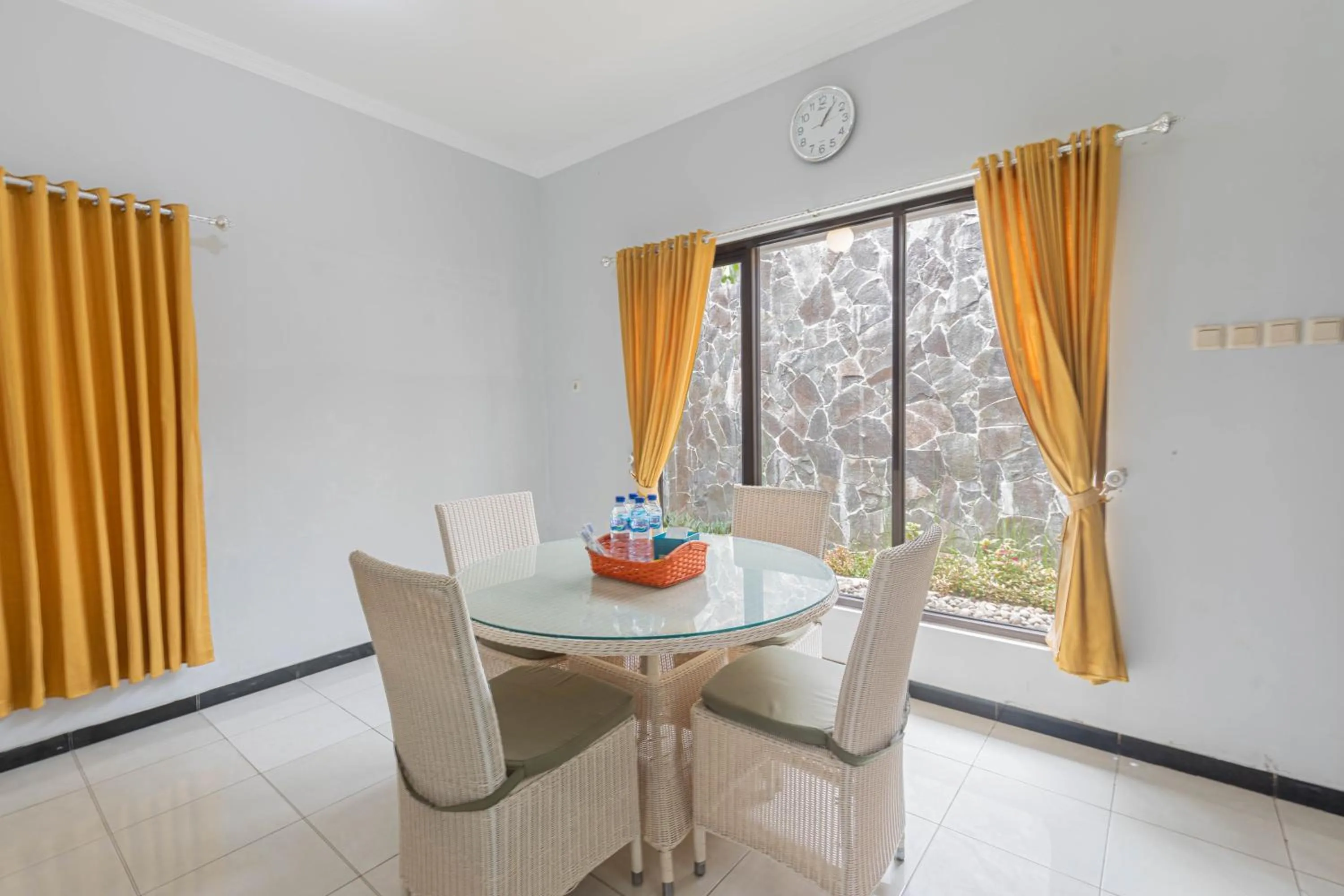 Living room in Hotel Griya Katarina