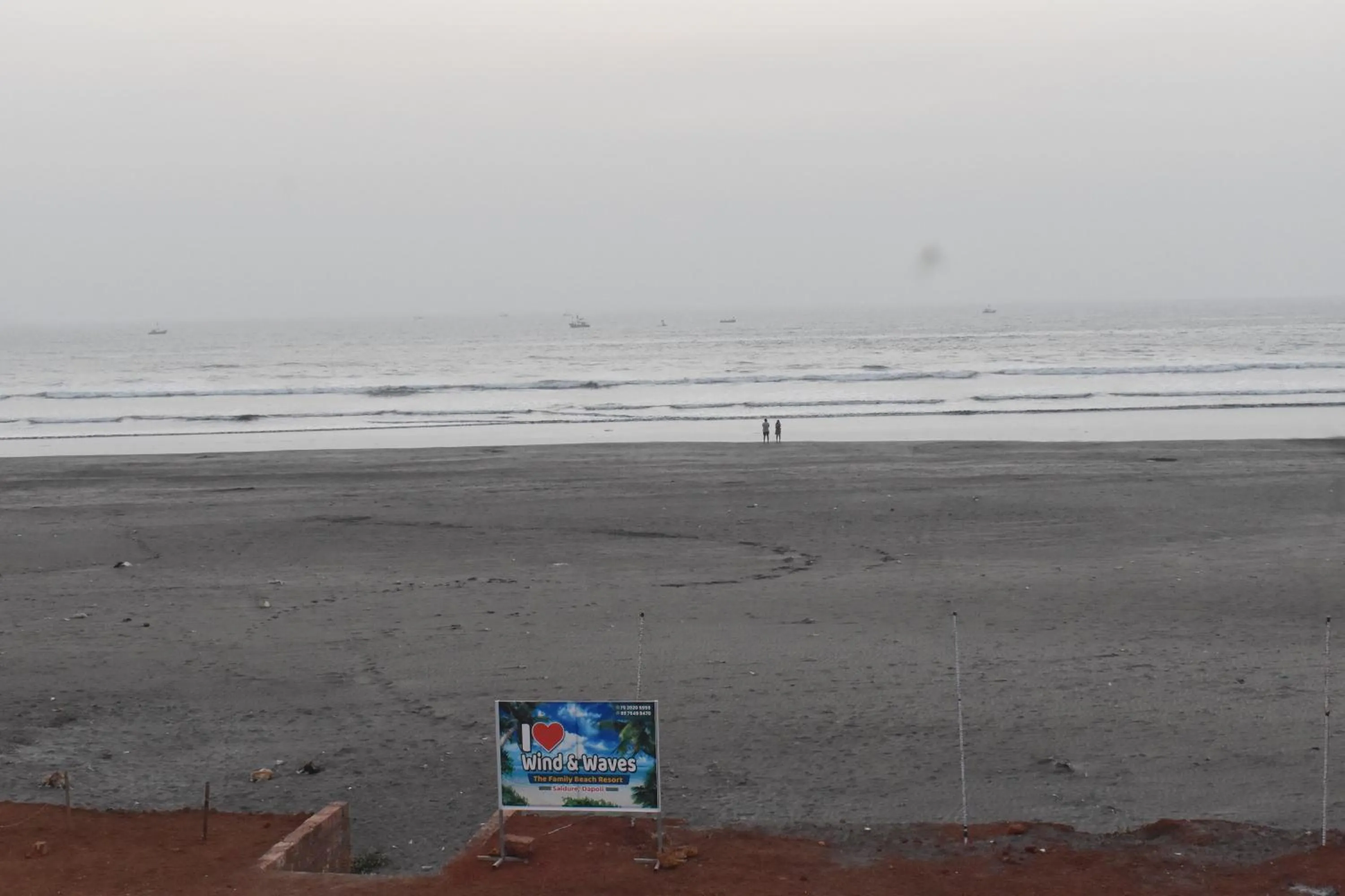 SEA LUXE Beach Resort