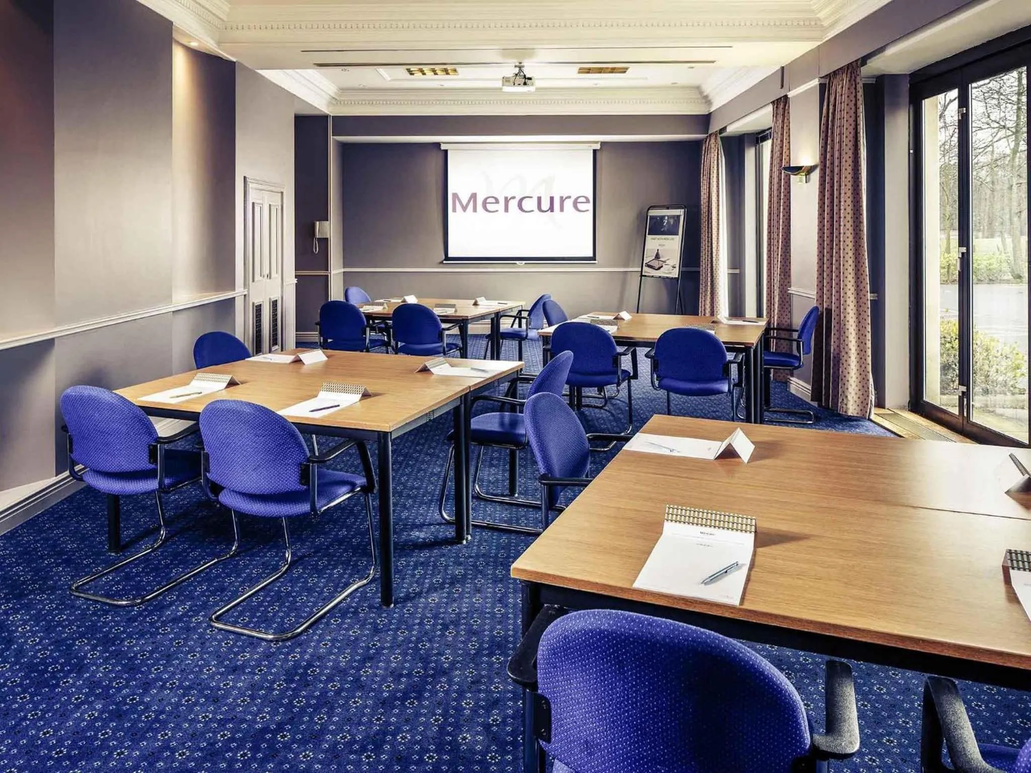 Meeting/conference room in Mercure Bradford, Bankfield Hotel