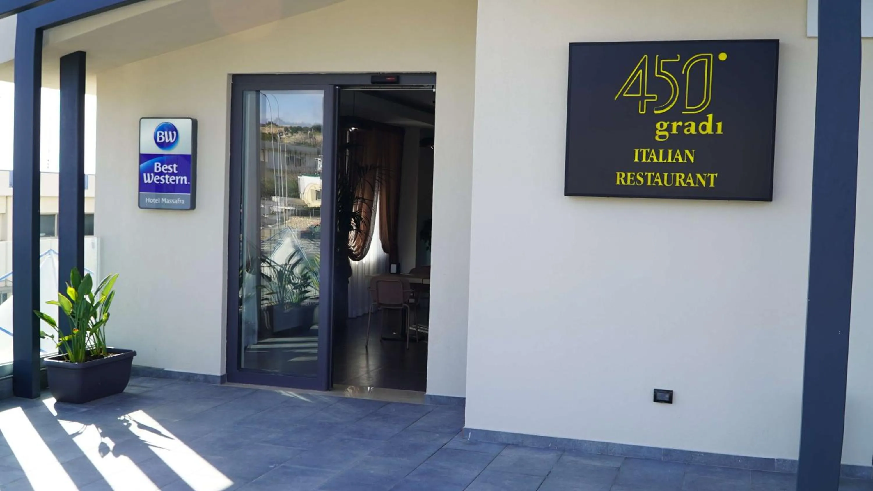 Property building in Best Western Hotel Massafra