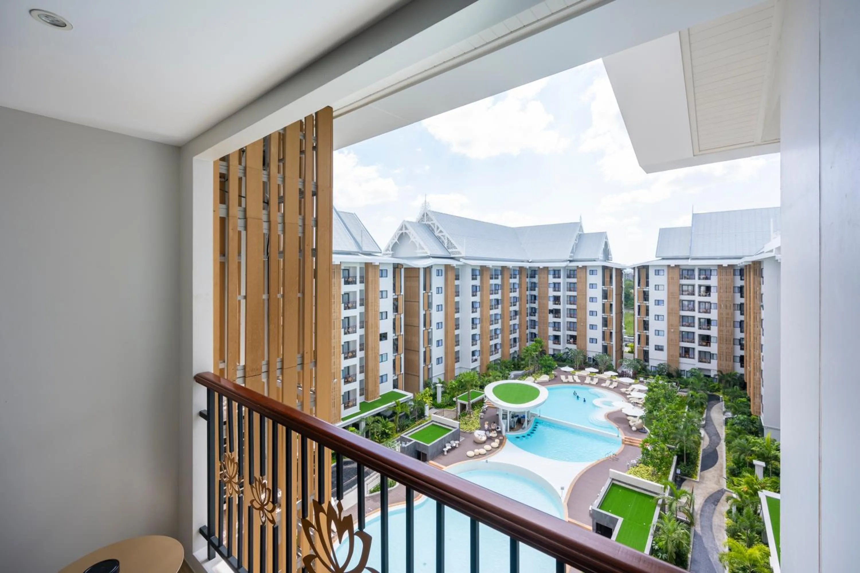 Pool view in Wyndham Jomtien Pattaya