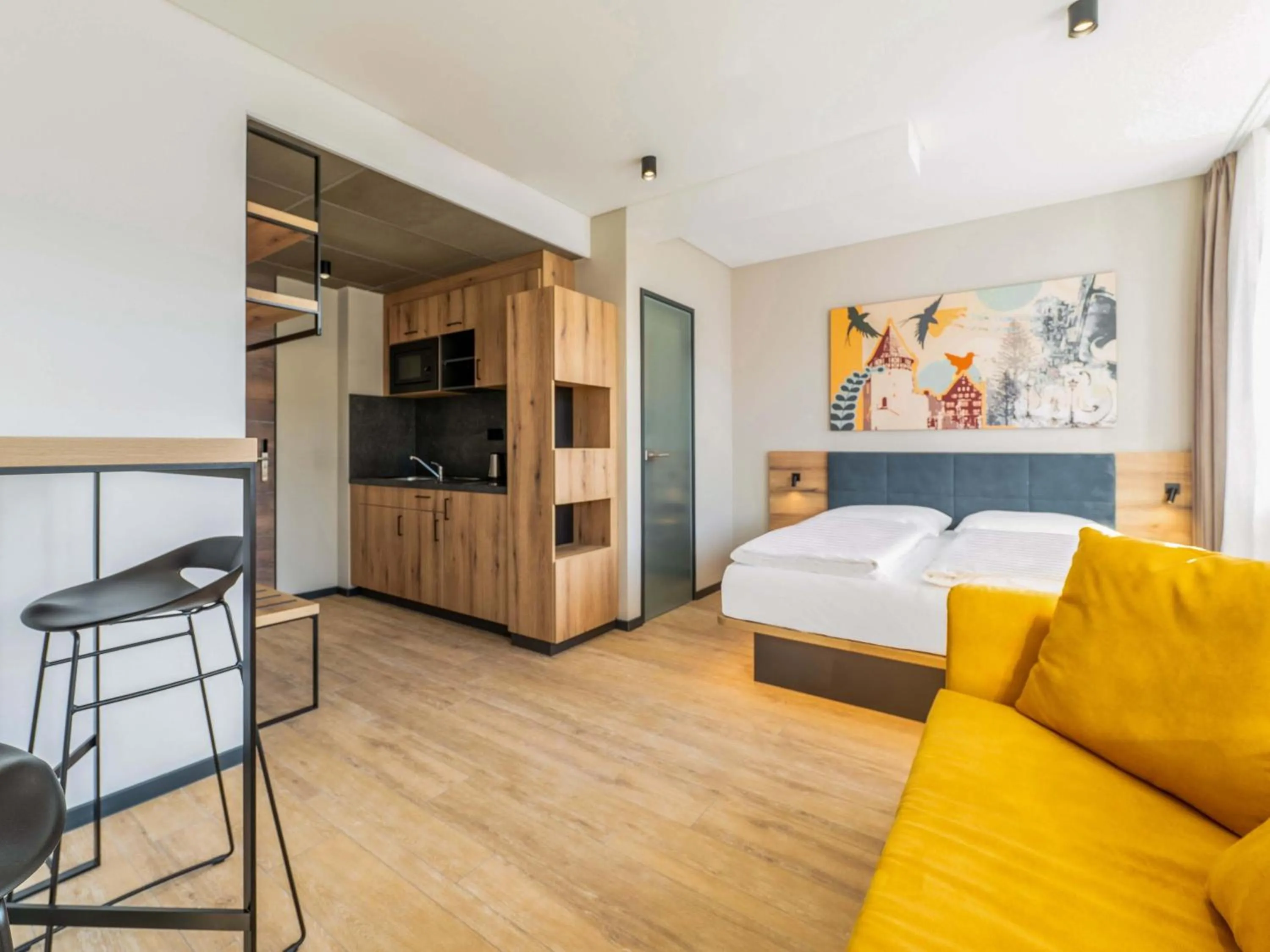 Kitchen or kitchenette, Bed in B&B HOTEL Albstadt-Hbf