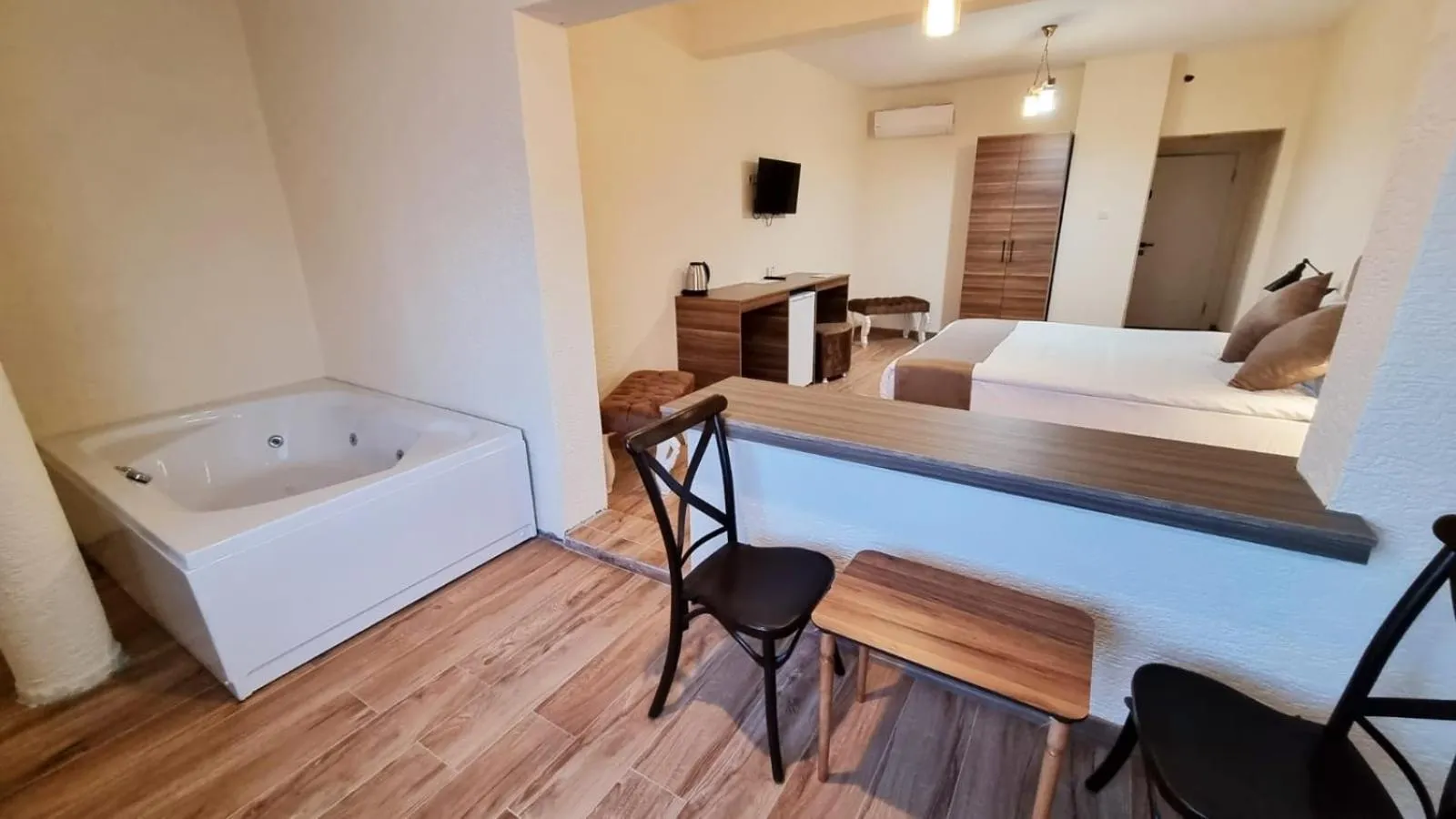 Bed in La Pearl Konaklama