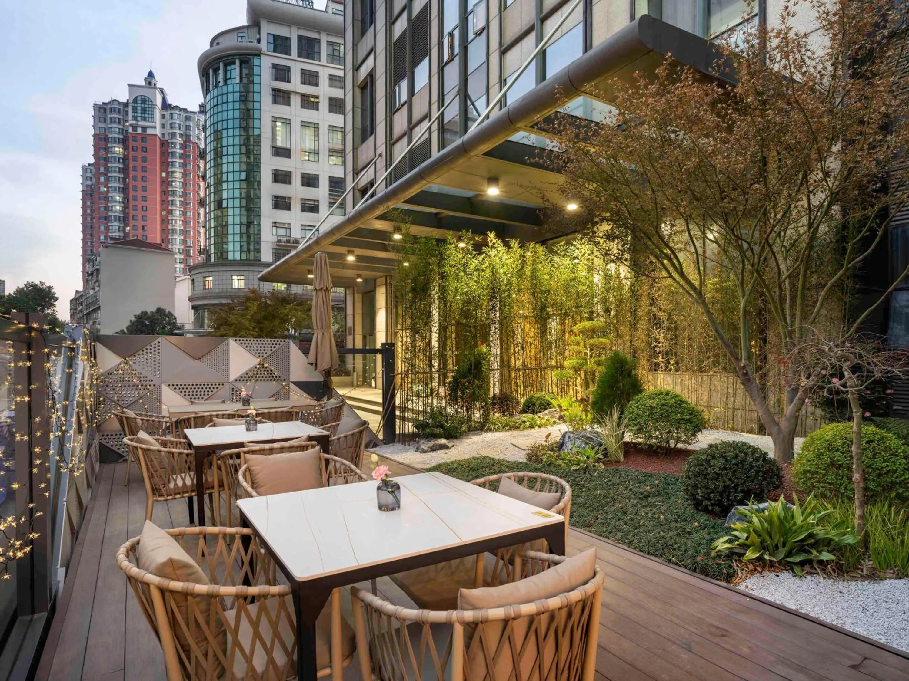 Property building in DoubleTree by Hilton Shanghai Jing'an
