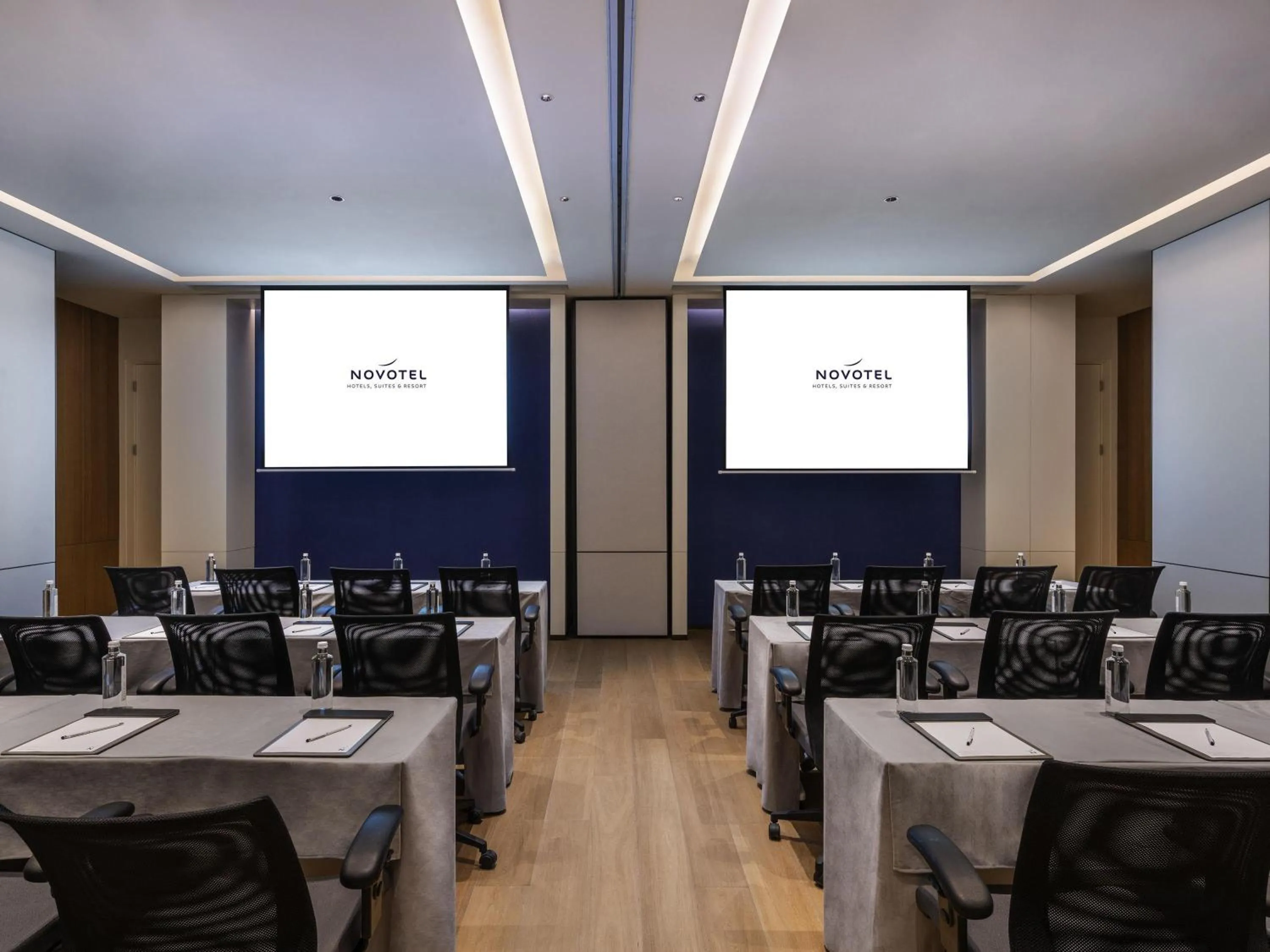 Meeting/conference room in Novotel Shanghai JingAn