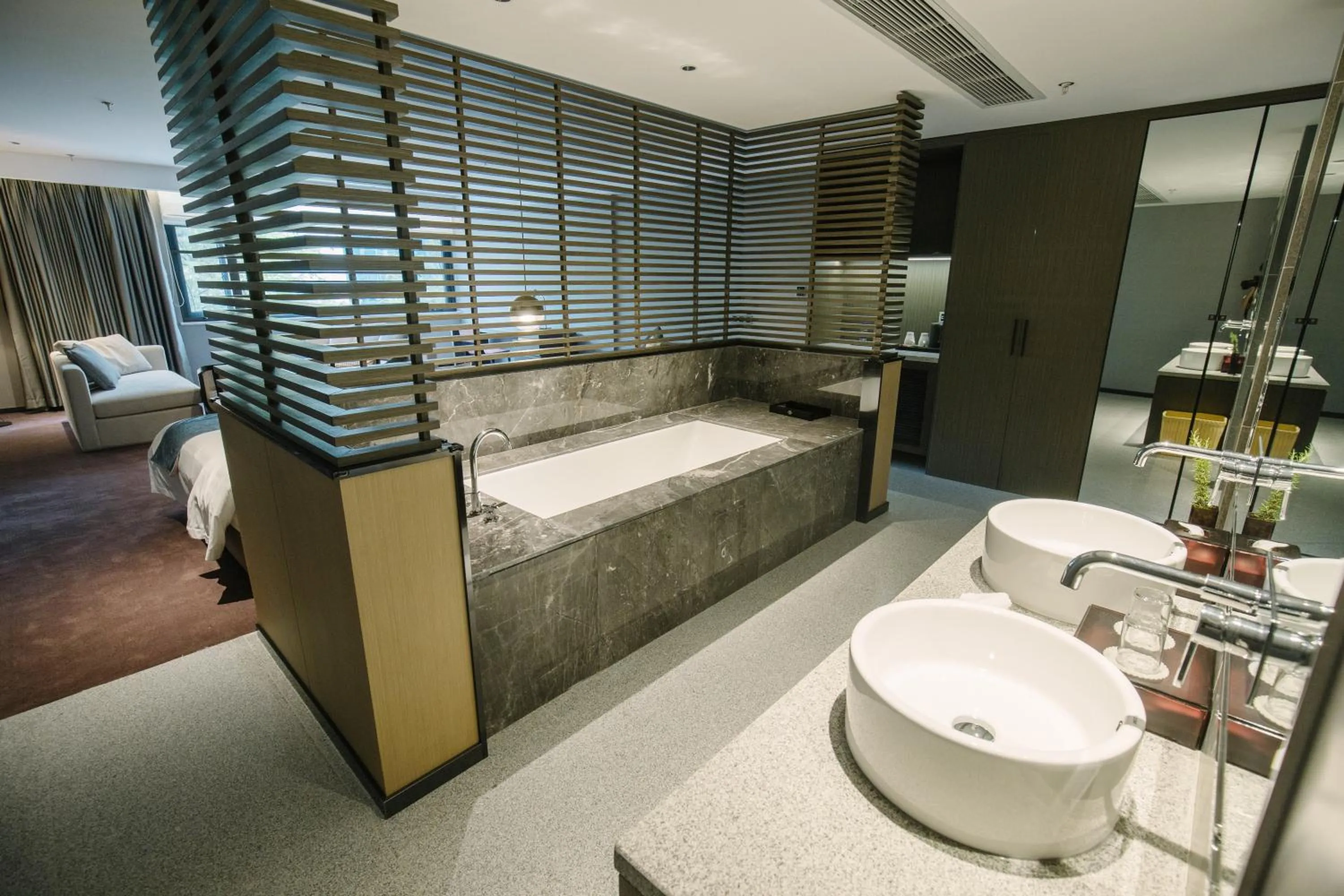 Bed in Novotel Nantong Center